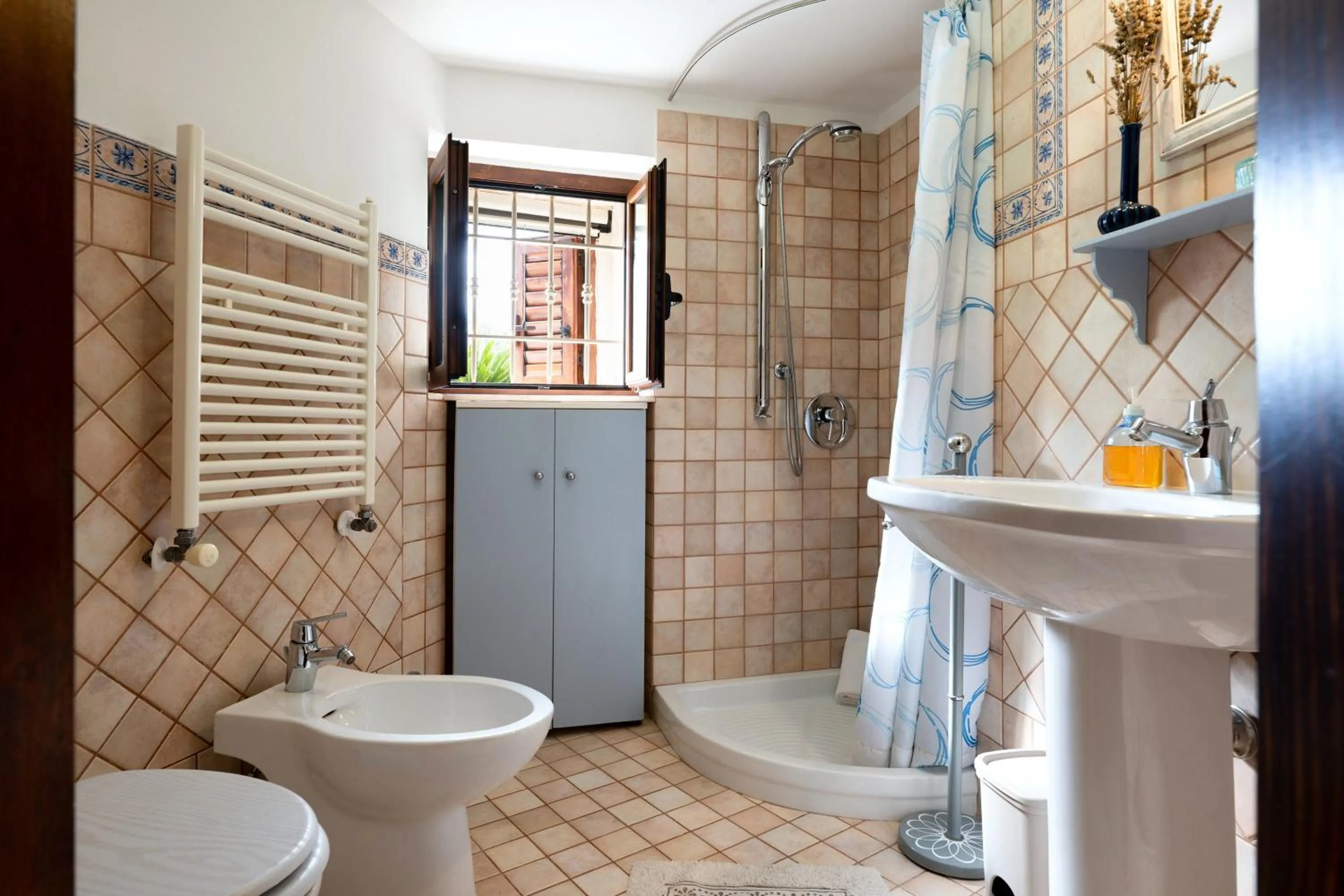 Bathroom in Trulli Sabrina Resort