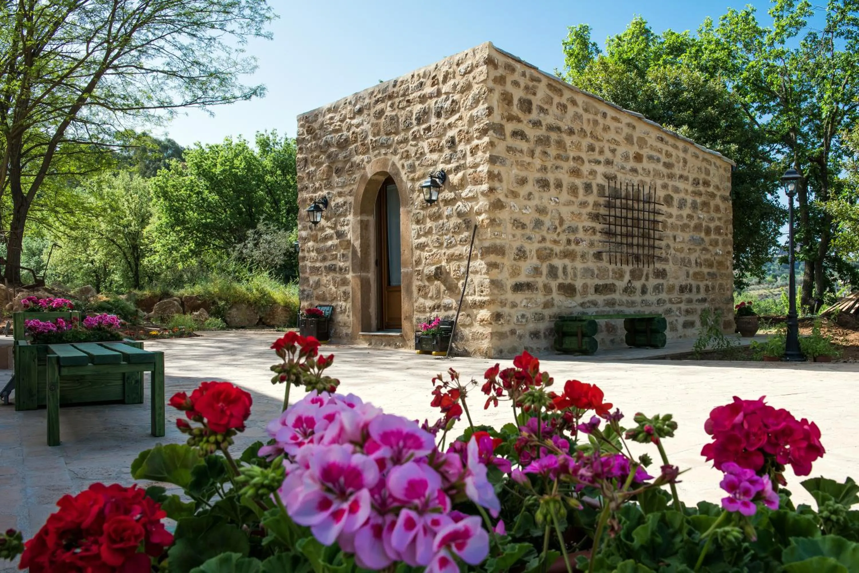 Property building in La Quercia e l'Asino