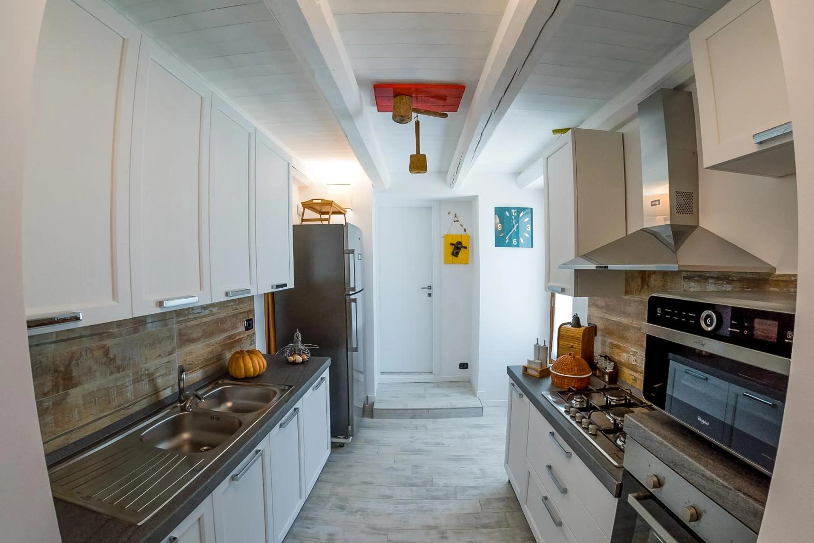 Kitchen or kitchenette in La Quercia e l'Asino