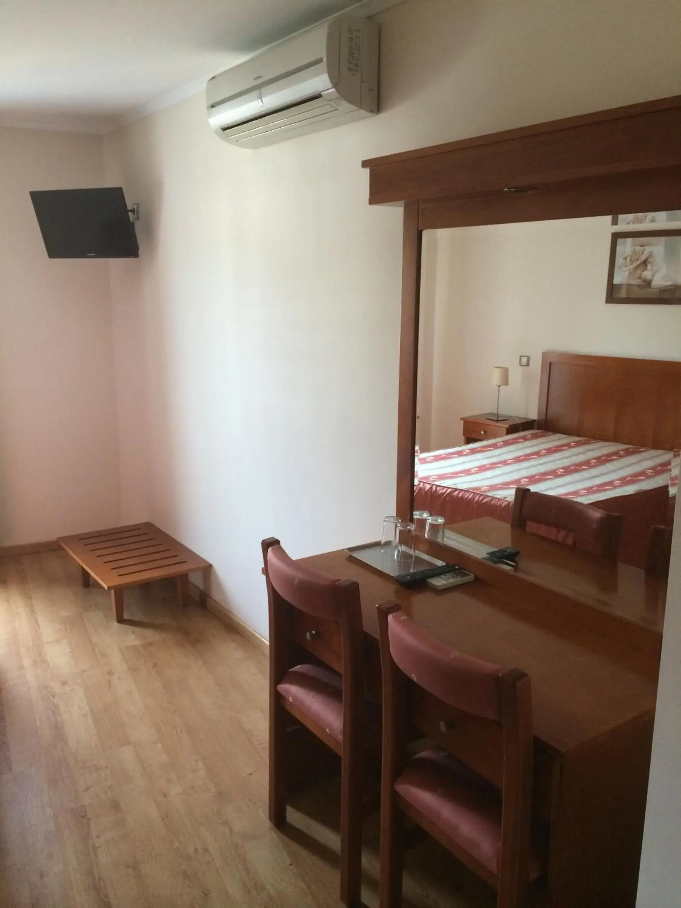 Single Room - single occupancy in Residencial São José e Residencial Águas Santas Single Room - single occupancy in Residencial São José e Residencial Águas Santas