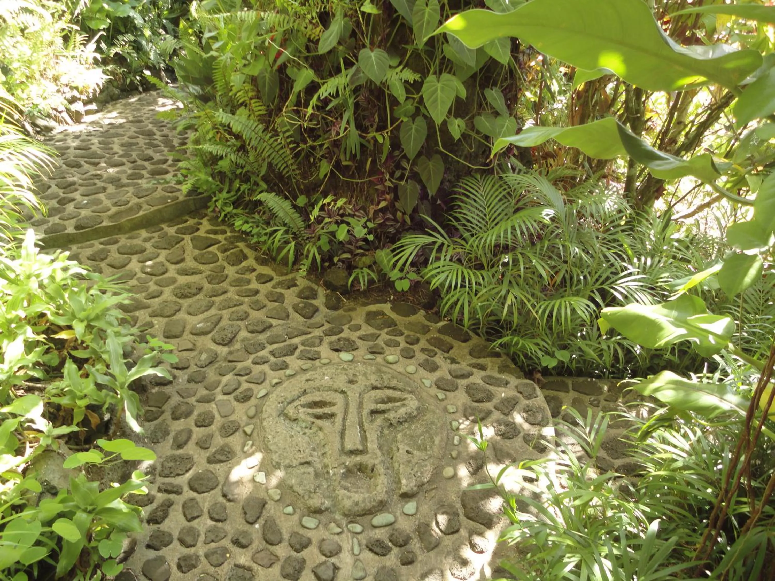 Decorative detail in Rohotu Fare