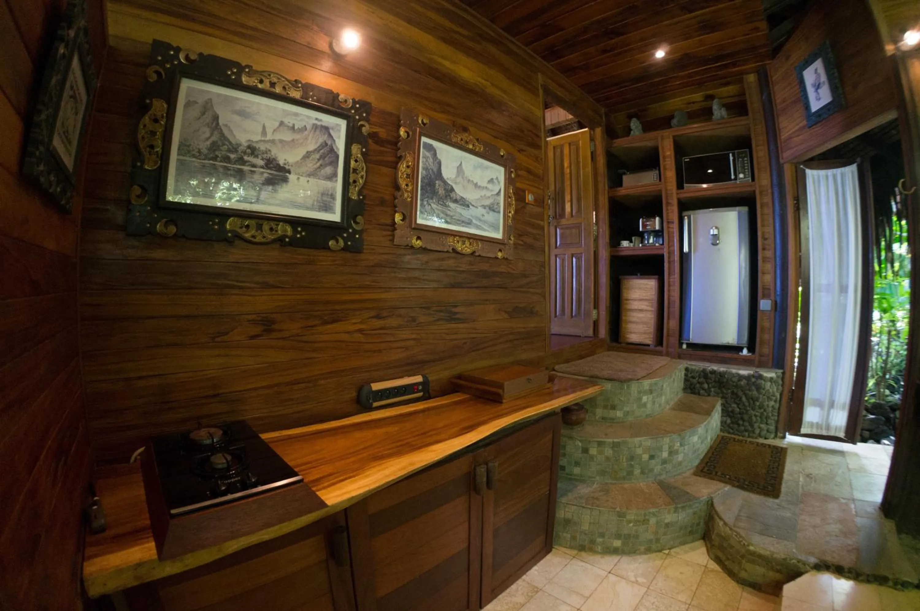 Kitchen or kitchenette in Rohotu Fare