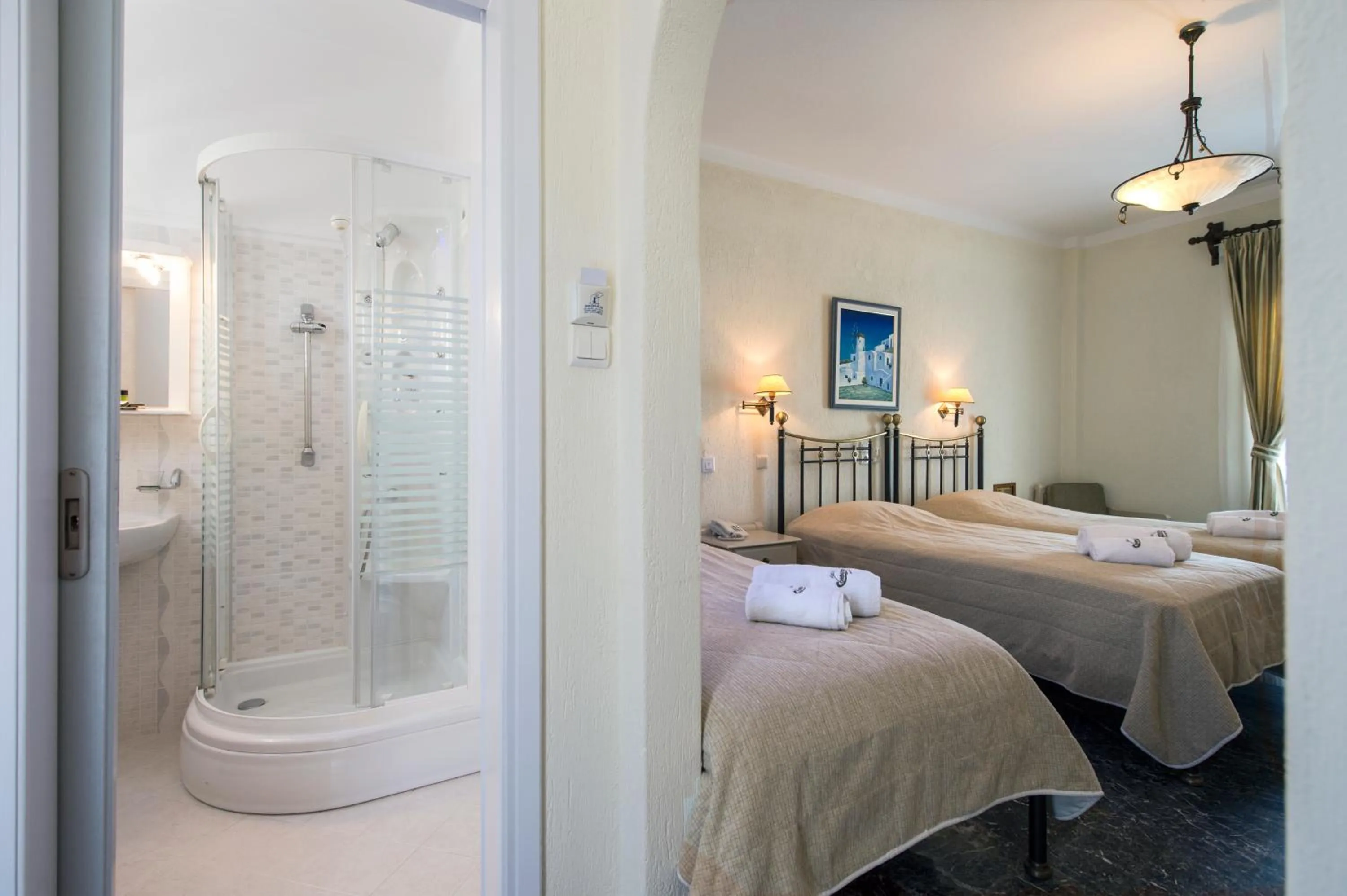 Bathroom, Bed in Contaratos Beach Hotel