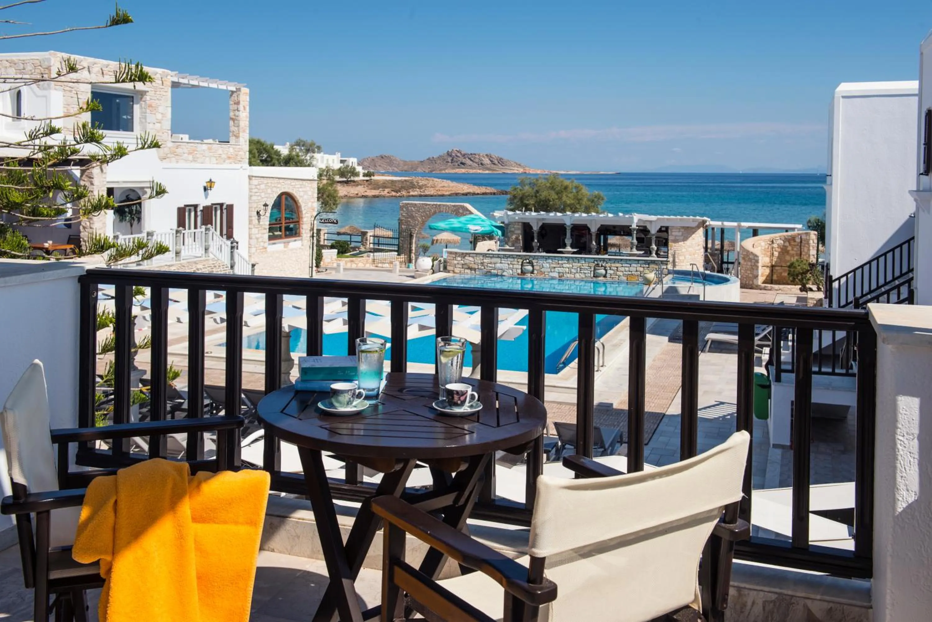 Balcony/Terrace in Contaratos Beach Hotel