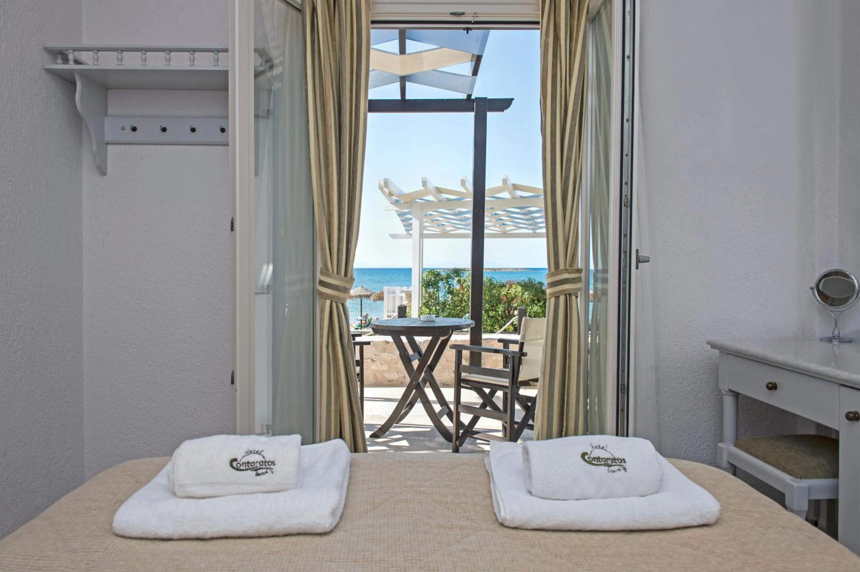 Balcony/Terrace in Contaratos Beach Hotel