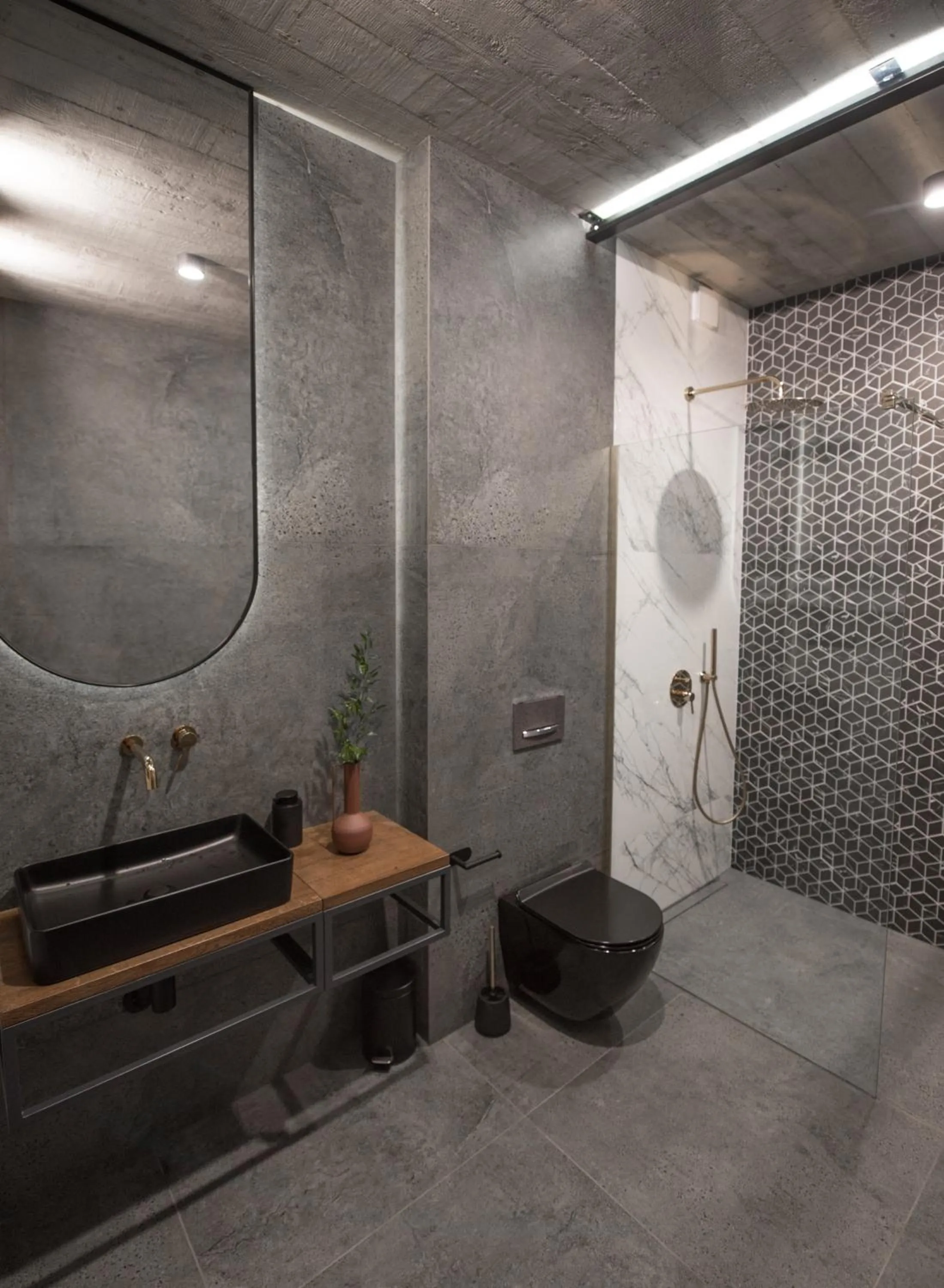 Shower in Aspen Deluxe Residence & ASPEN cottage