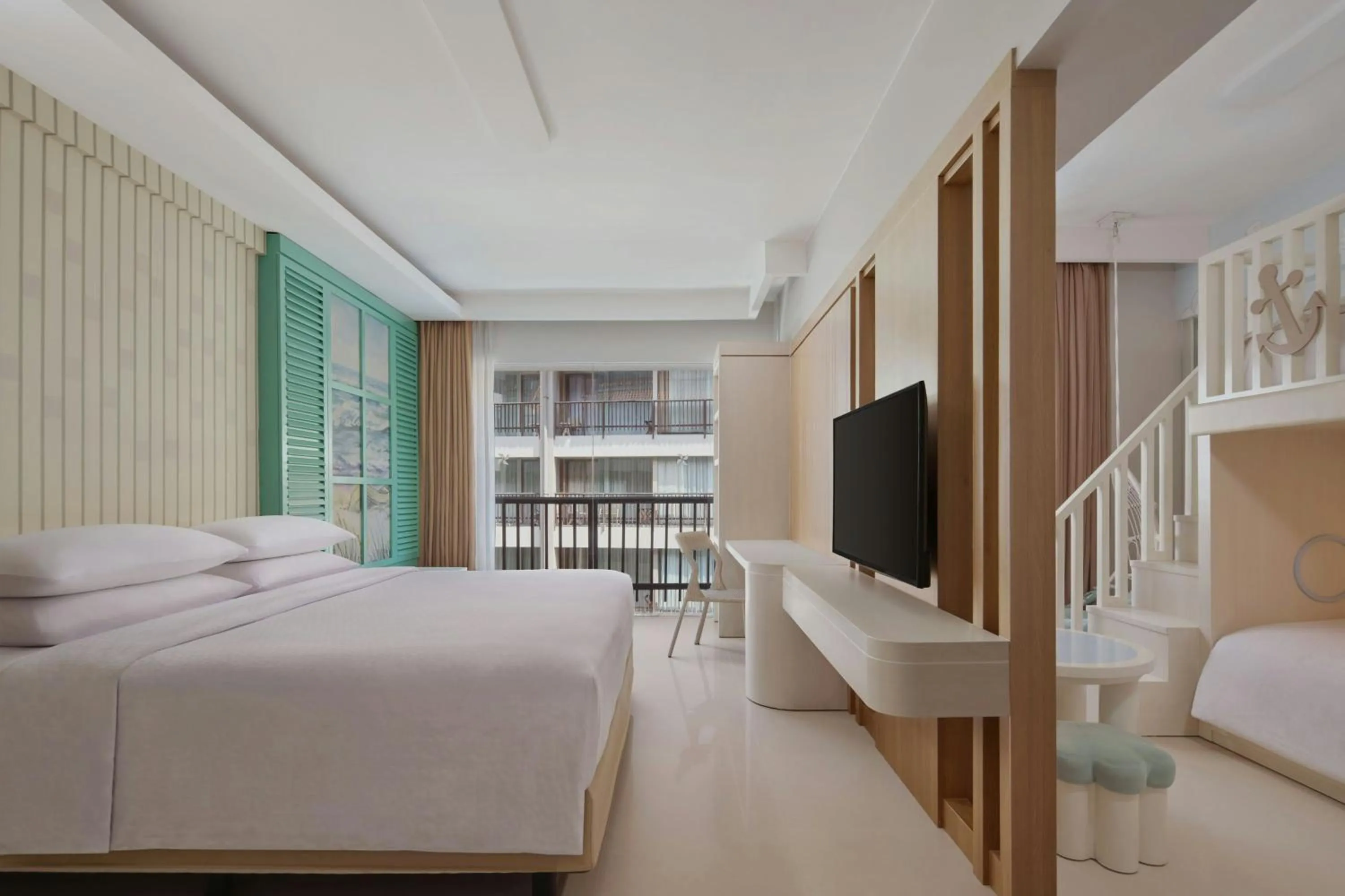 Photo of the whole room, Bed in Four Points by Sheraton Bali, Kuta