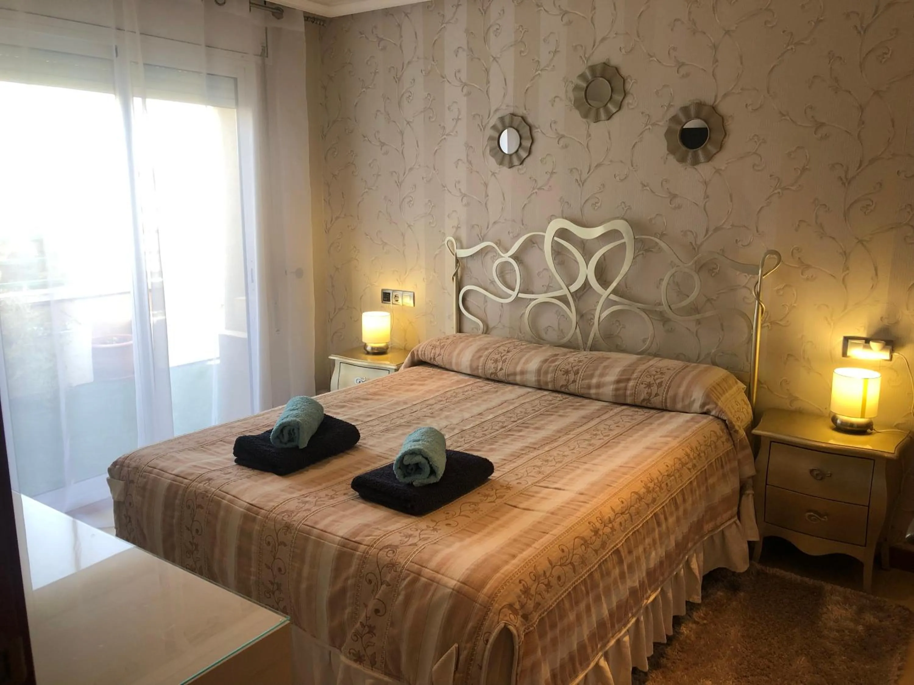 Bed in Bed and Breakfast en Salou