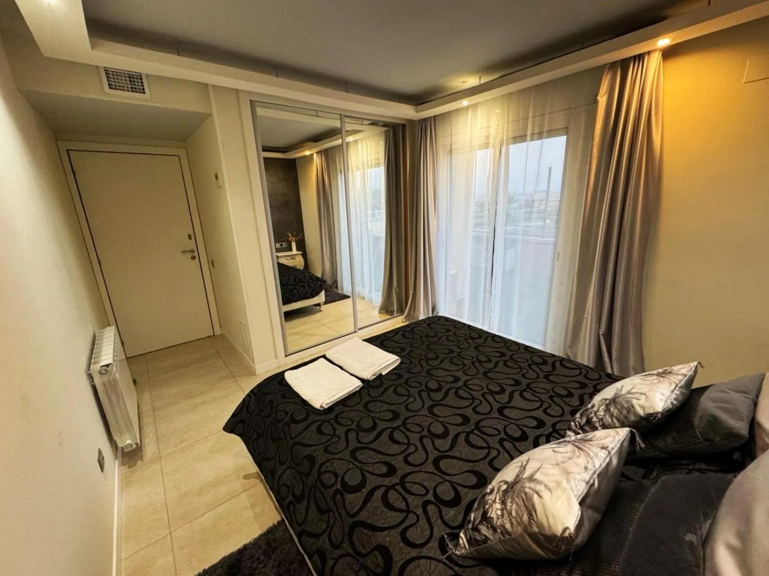 Bed in Bed and Breakfast en Salou