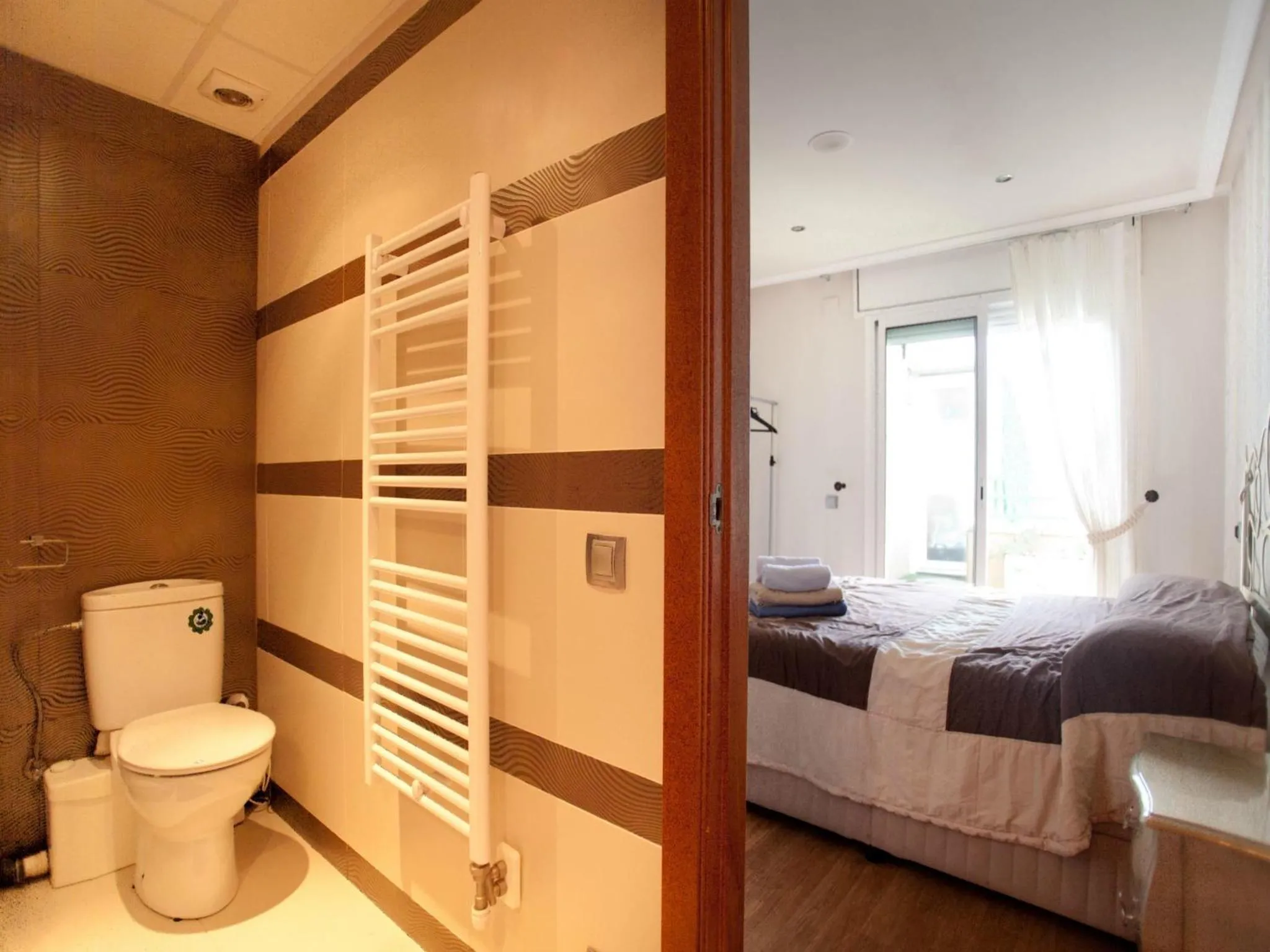 Bed in Bed and Breakfast en Salou