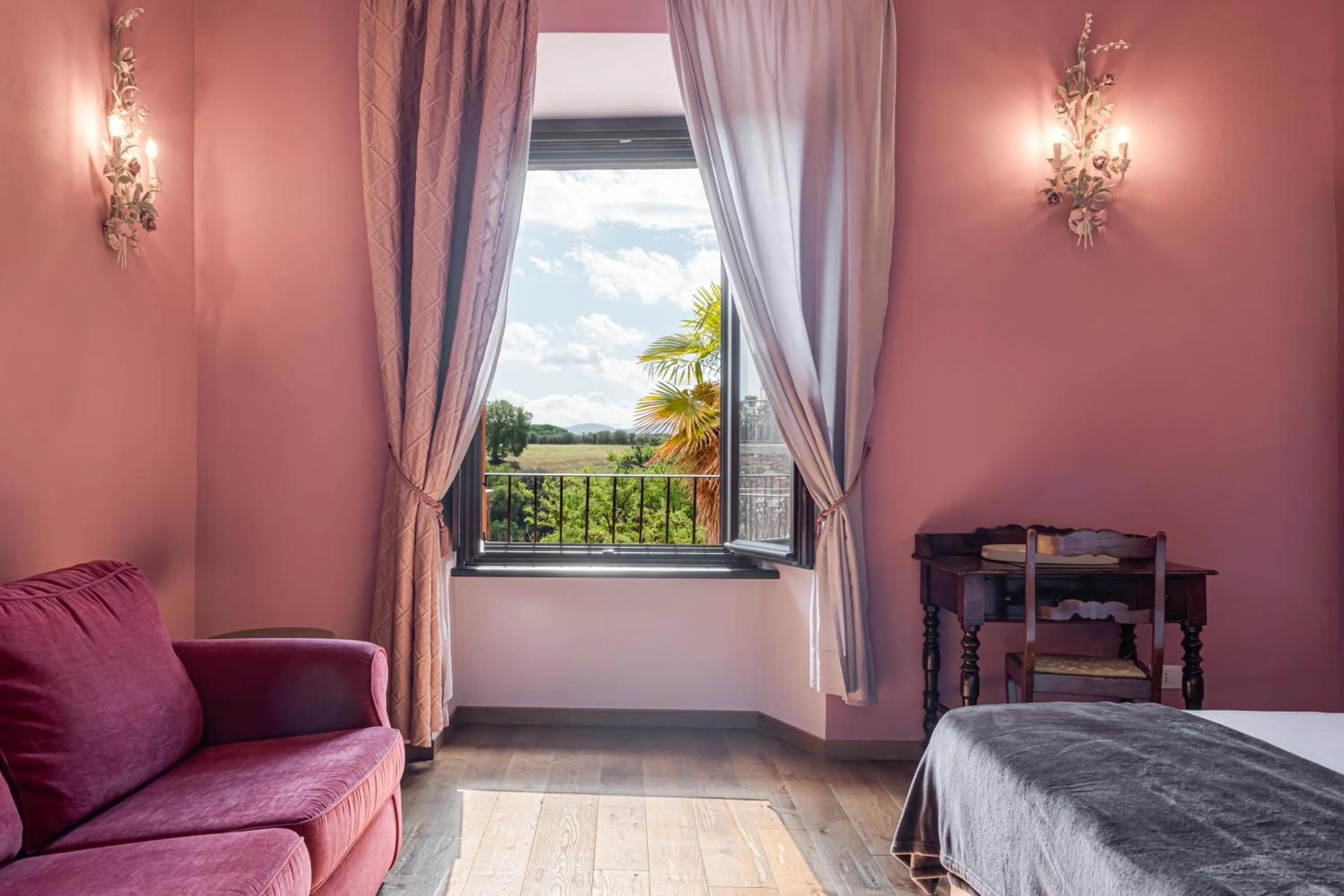 Bed in Palazzo Pacini