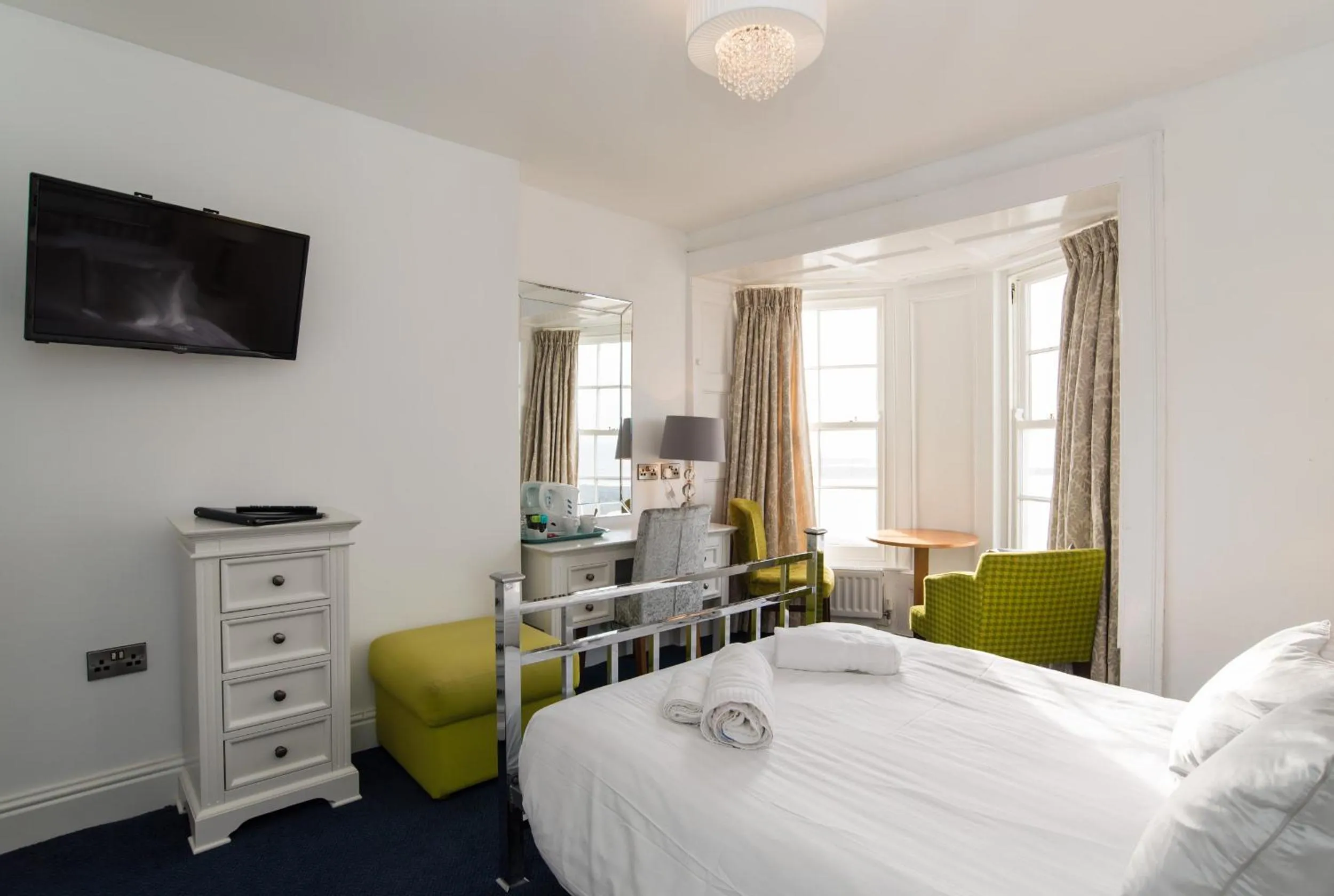 Bed in No 46 Marine Terrace