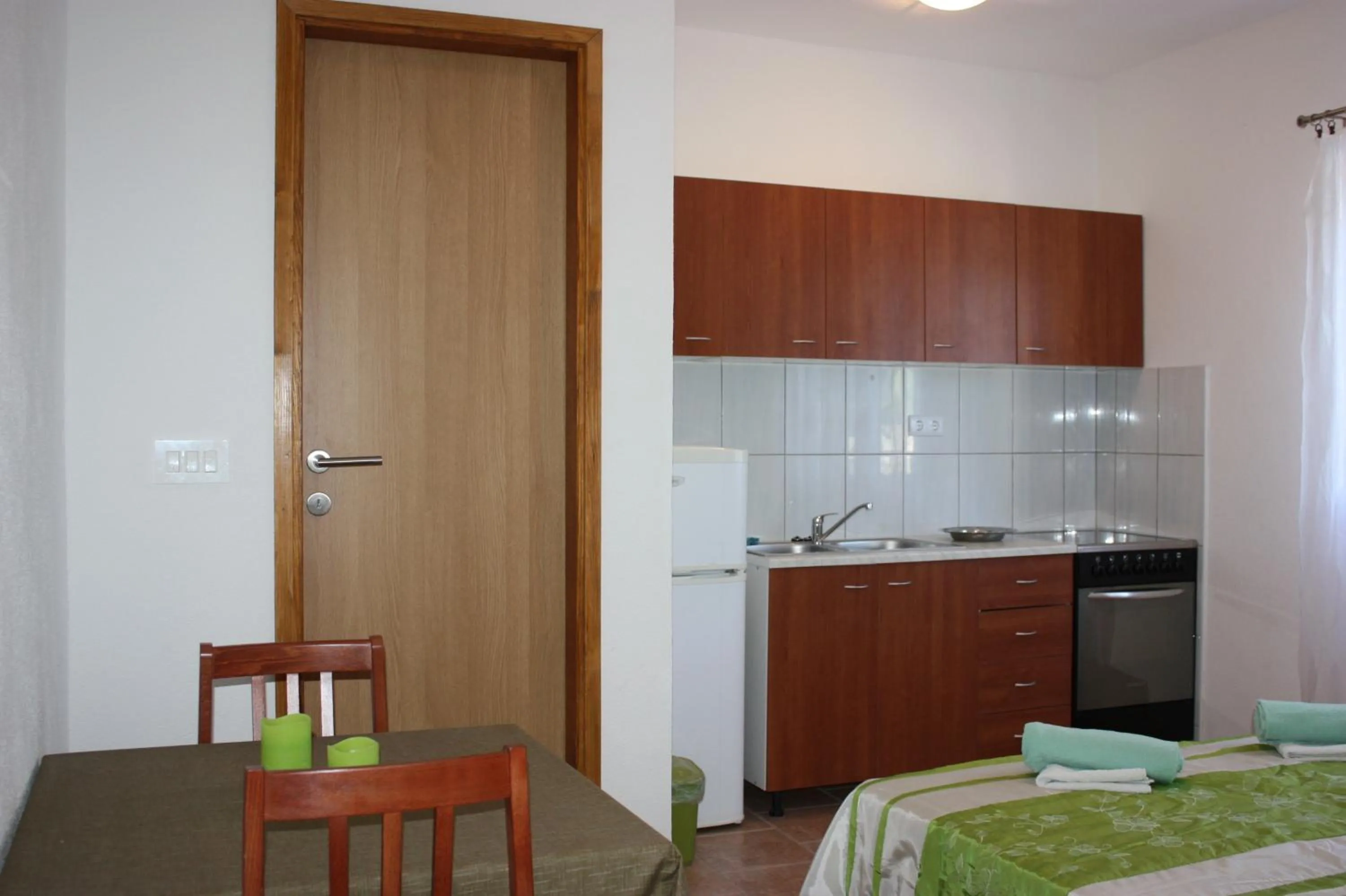 Studio Apartment with Sea View in Studio Apartment Lenka
