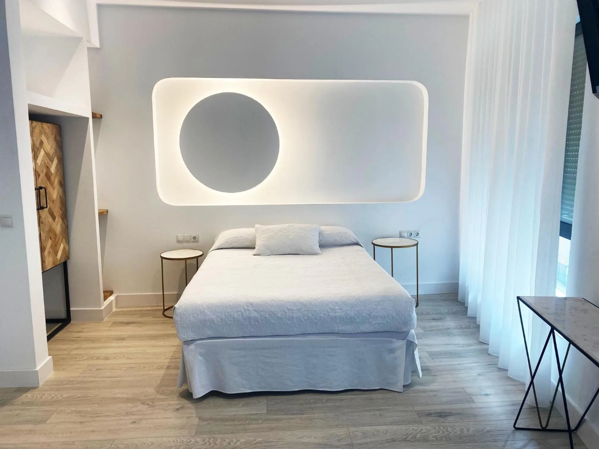 Photo of the whole room, Bed in Hotel Alamo
