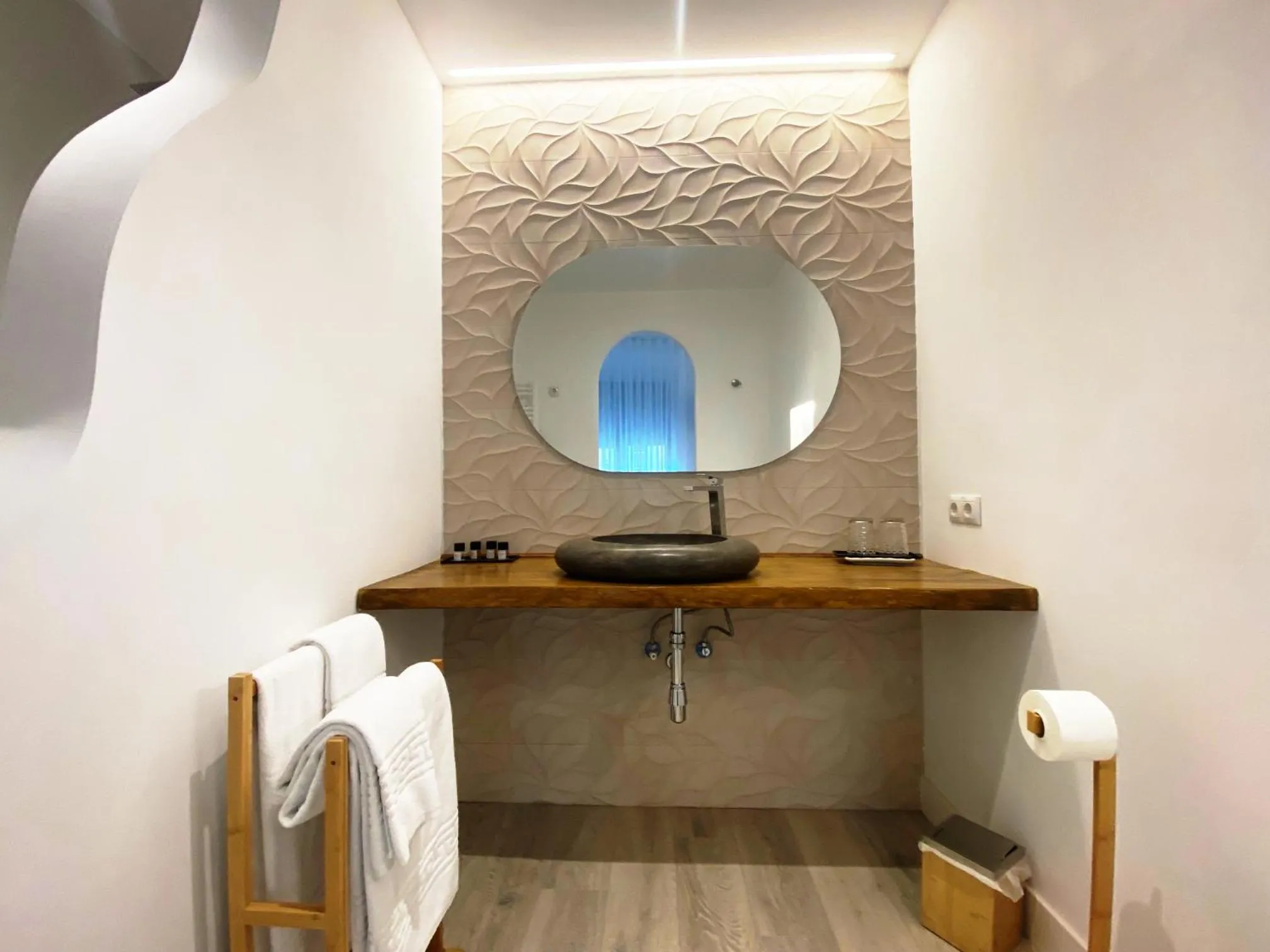 Bathroom in Hotel Alamo