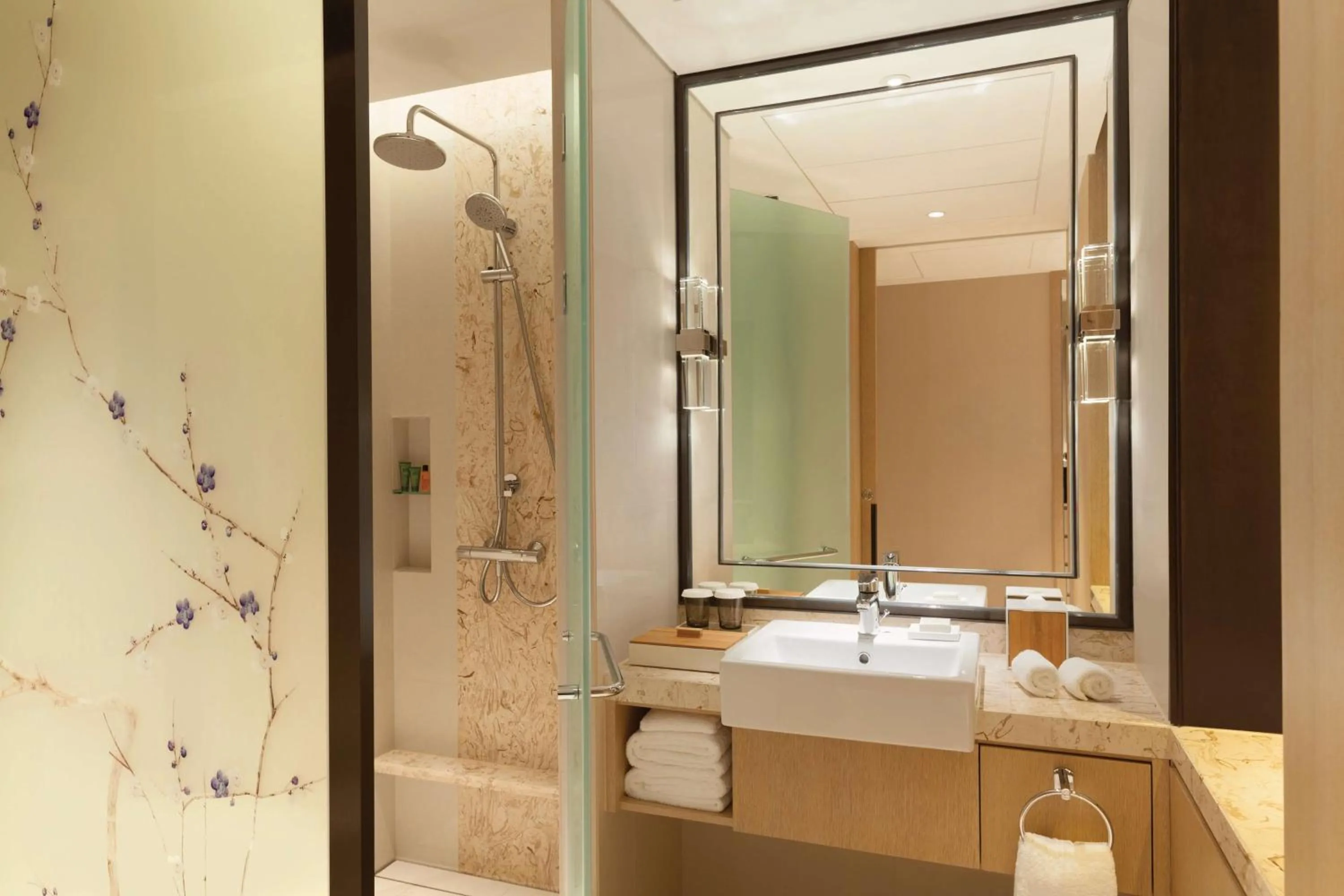 Bathroom in Hilton Garden Inn Dandong