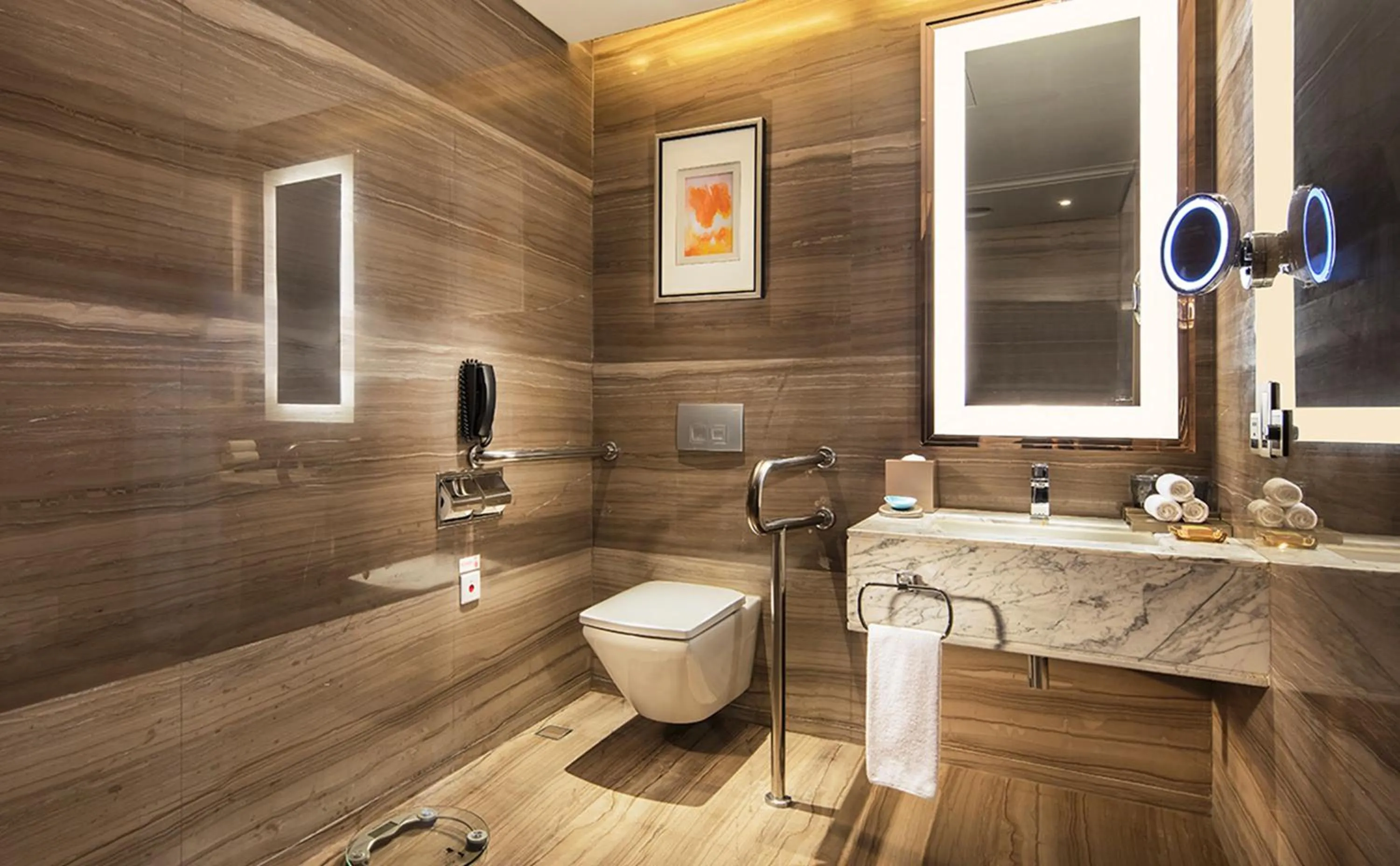 Bathroom in Seaton Hotel Chengdu-Mini Bar Free for 1st Night