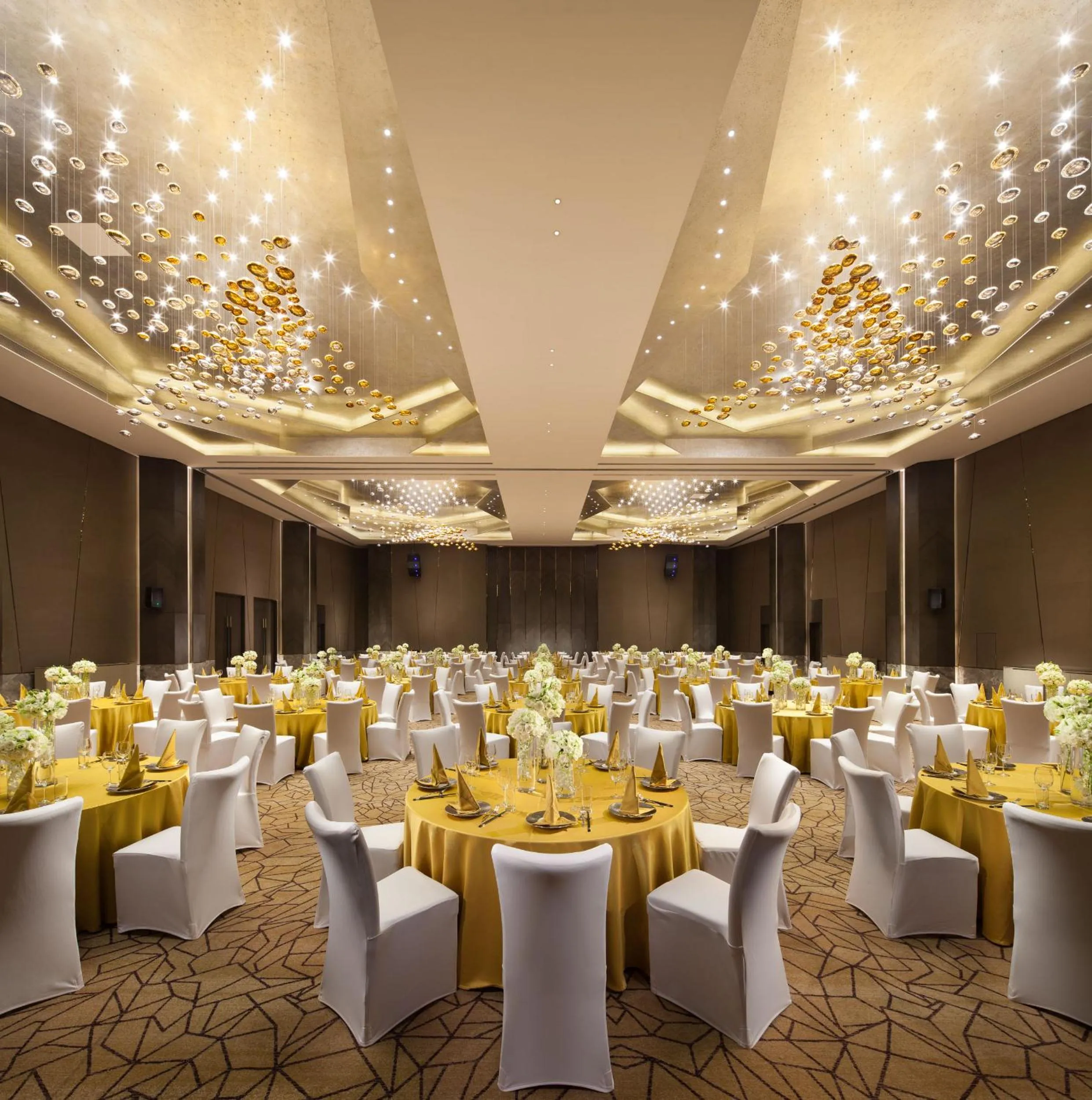 Banquet/Function facilities in Seaton Hotel Chengdu-Mini Bar Free for 1st Night