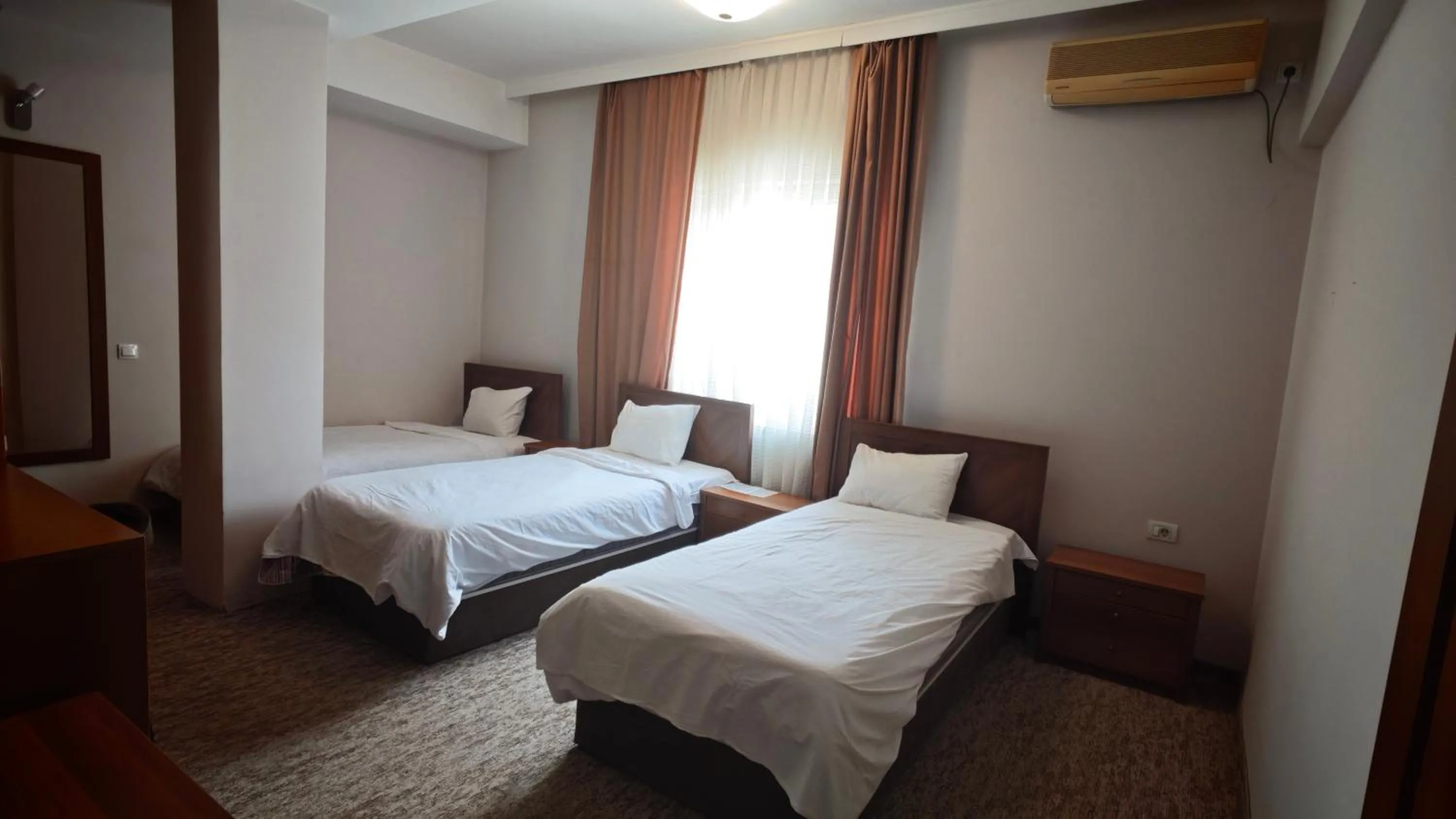 Hotel Emka