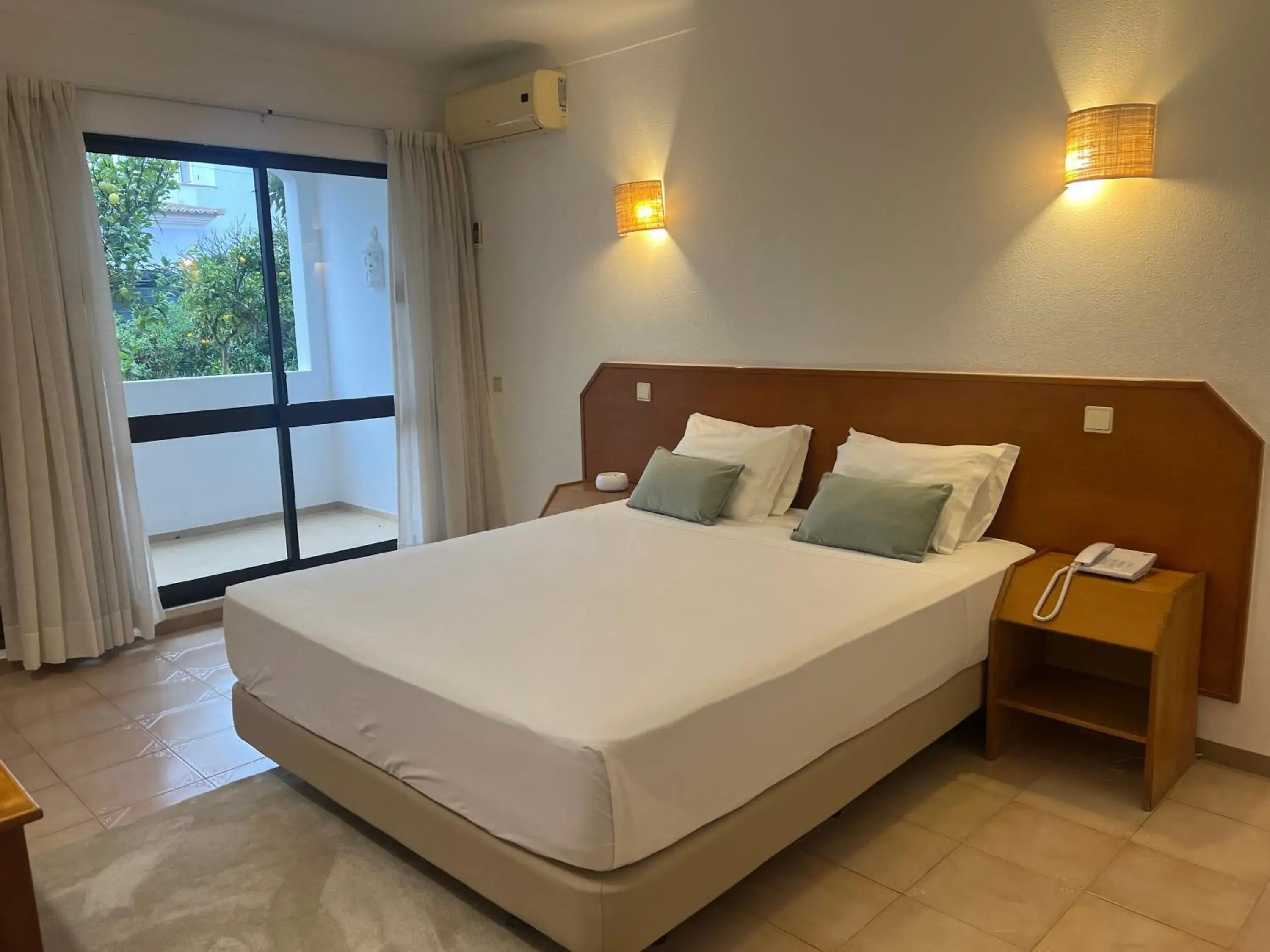 Double Room in Hotel Albergaria Dom Manuel Double Room in Hotel Albergaria Dom Manuel