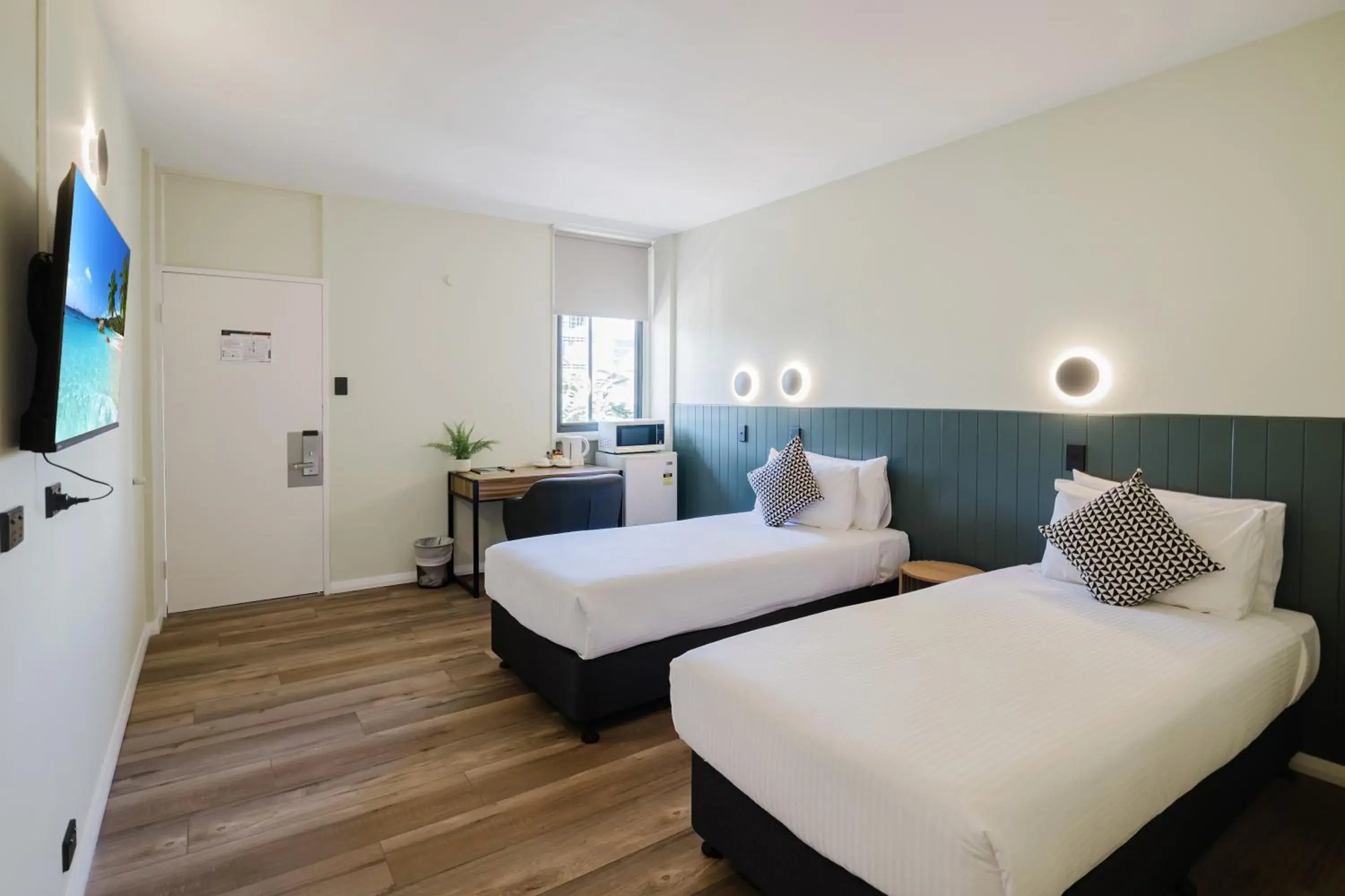 Twin Room - single occupancy in The Heritage Darwin Twin Room - single occupancy in The Heritage Darwin