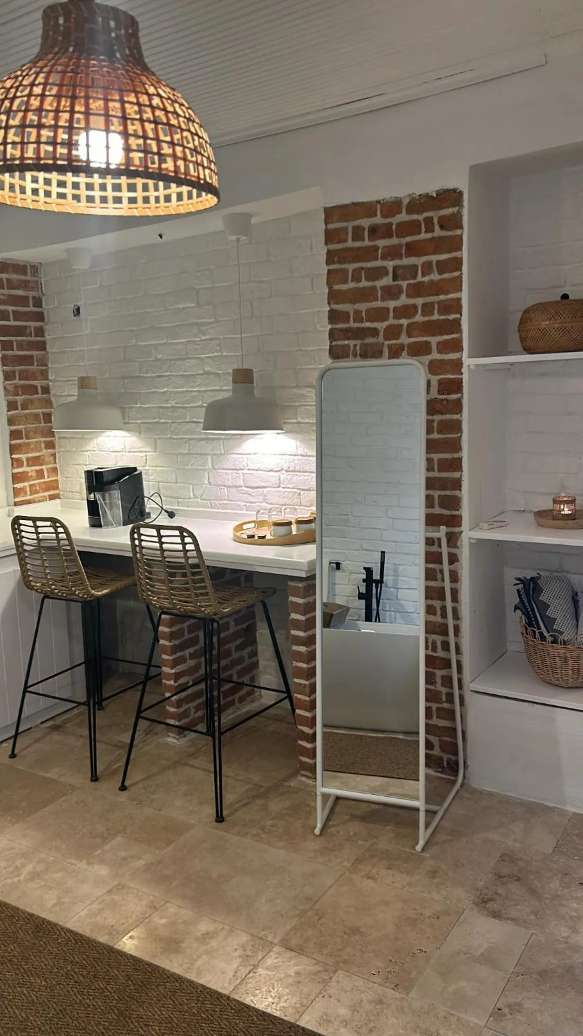 Attalos Suites Hotel