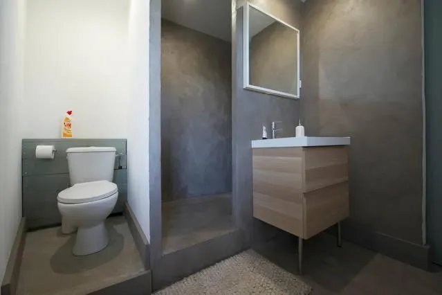 Bathroom in Le Mazet Chambre d'Hôtes