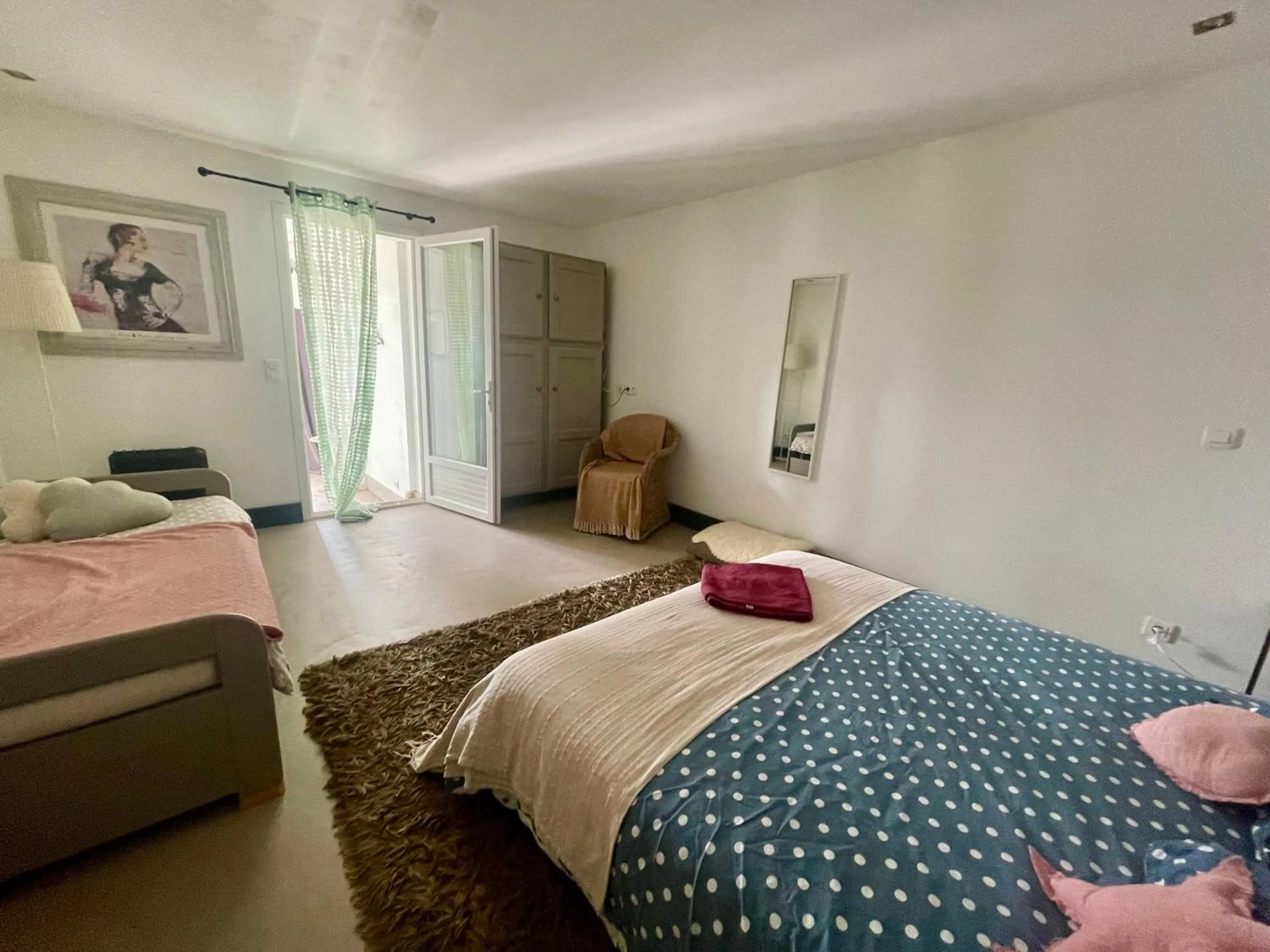 Bed in Le Mazet Chambre d'Hôtes