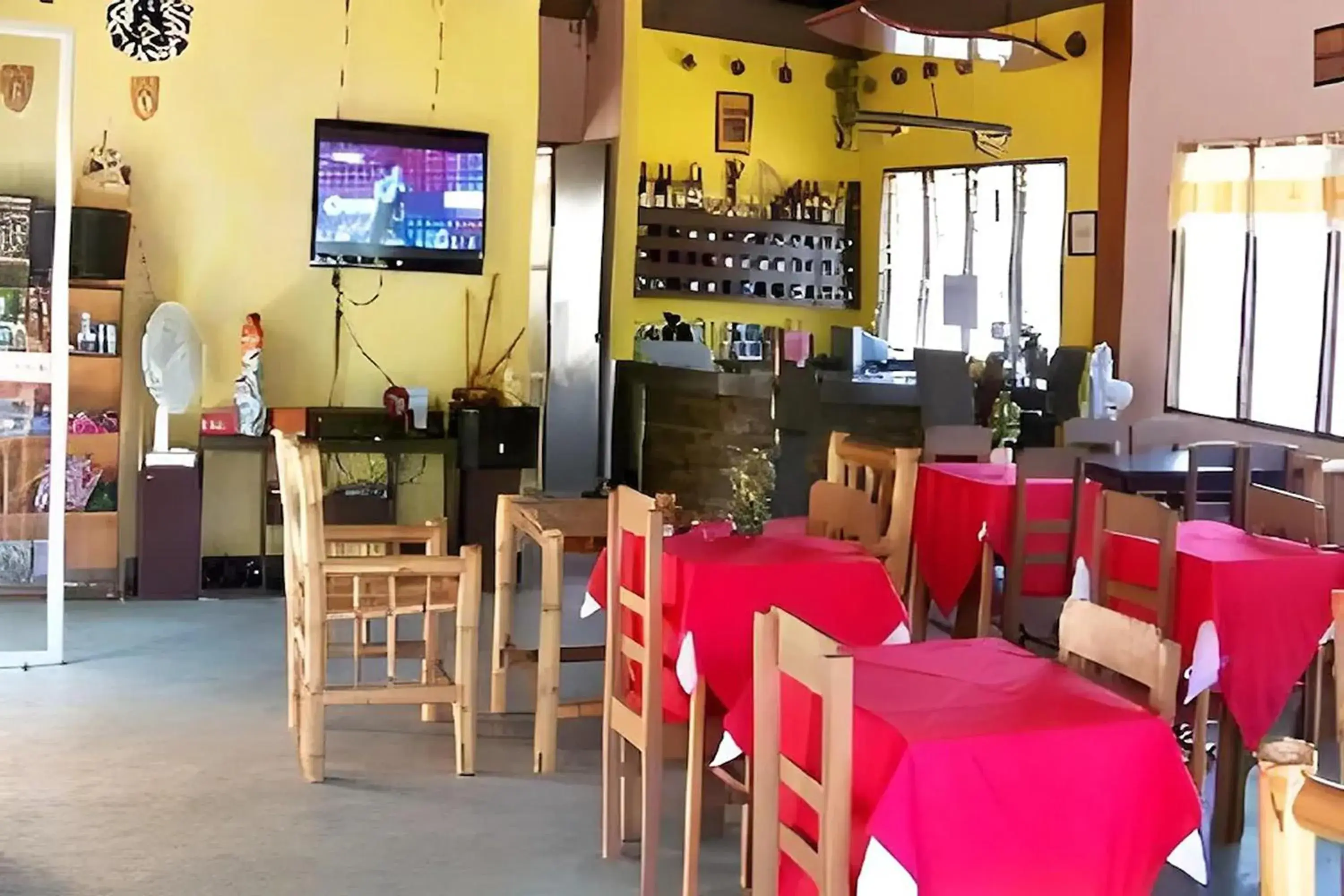 Restaurant/places to eat in D & A Seaside Cottages Restaurant/places to eat in D & A Seaside Cottages