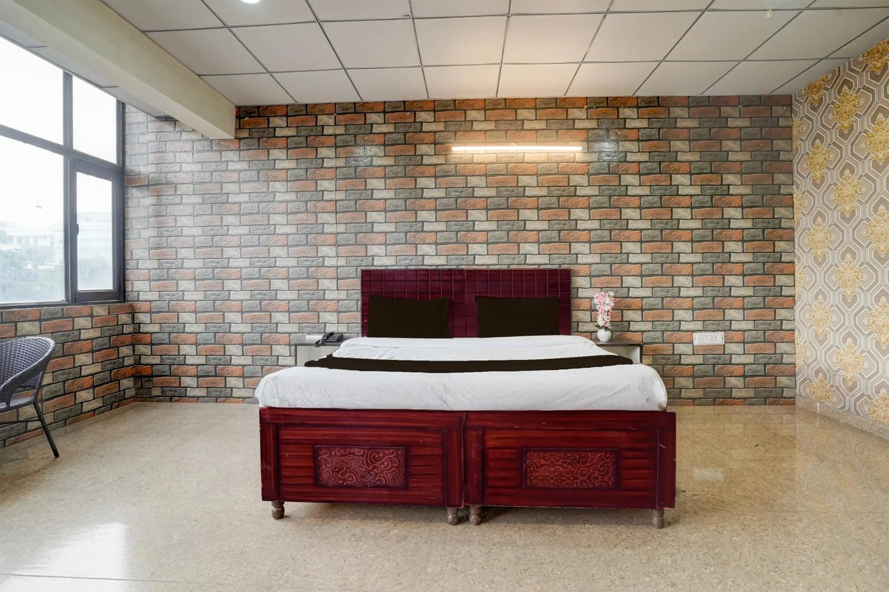 Bedroom, Bed in Super Hotel O Sector 58 Mohali Formerly Hotel Alpha