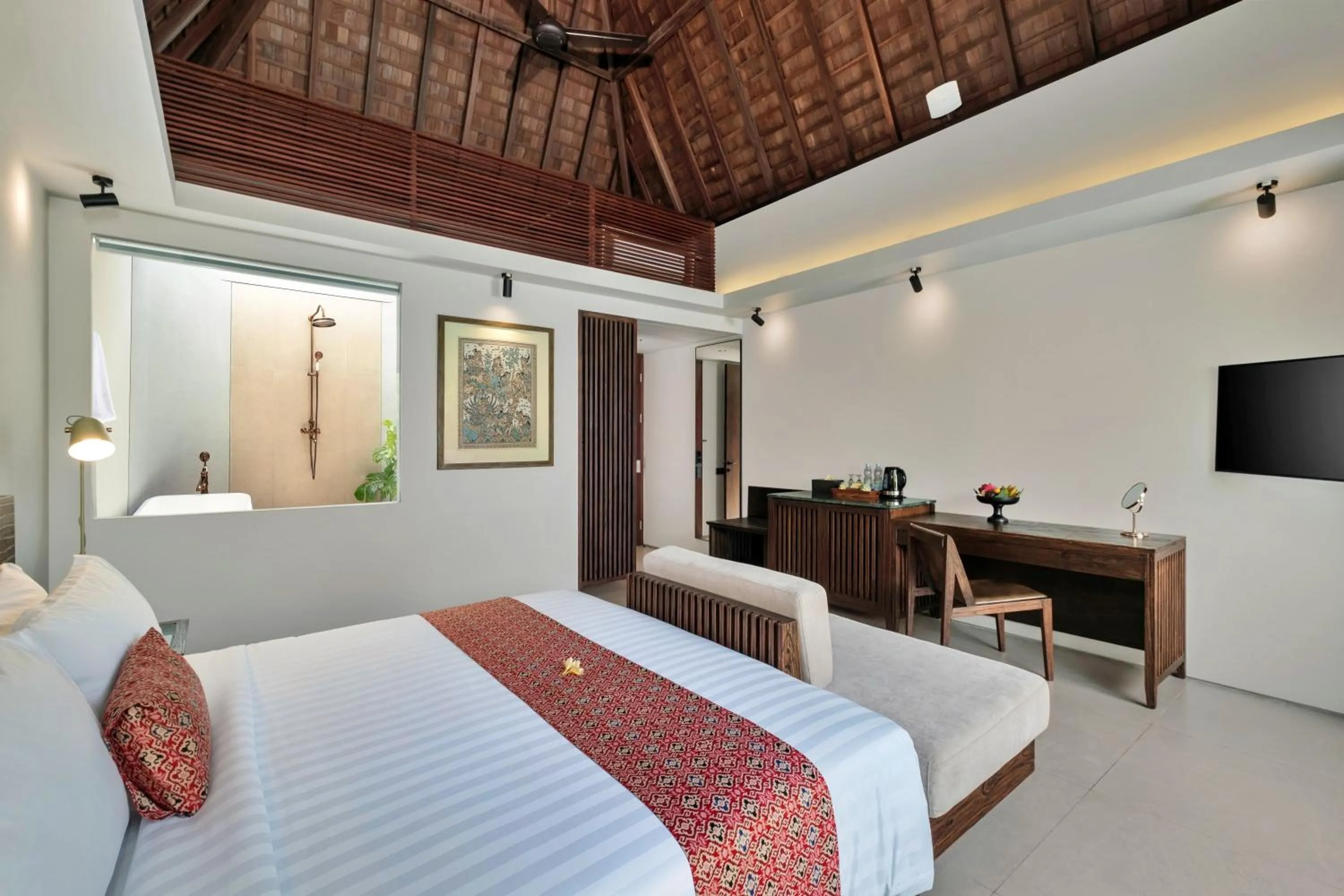 Photo of the whole room, Bed in Mayaloka Villas Ubud
