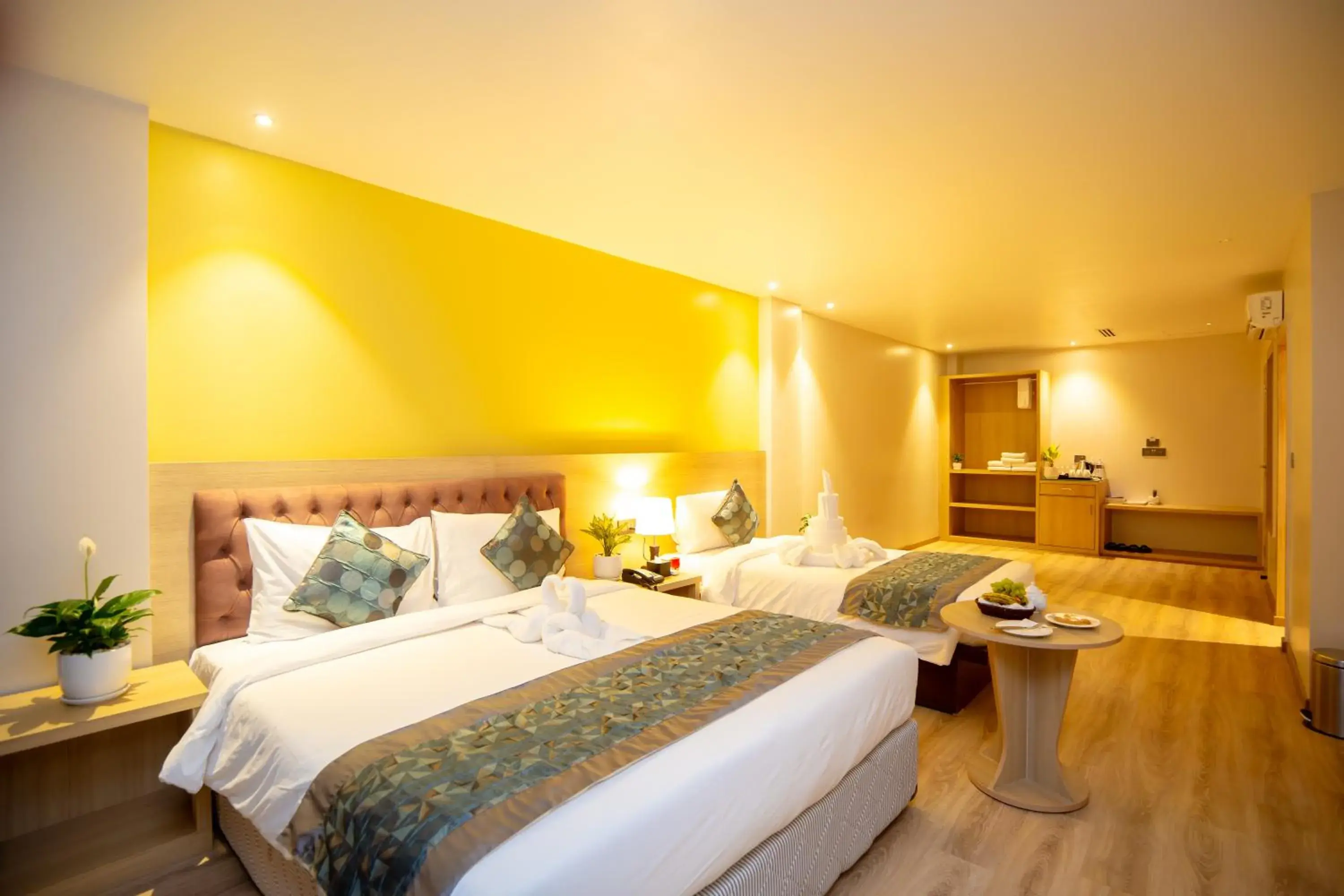 Velvet Luxe Hotel Velvet Luxe Hotel