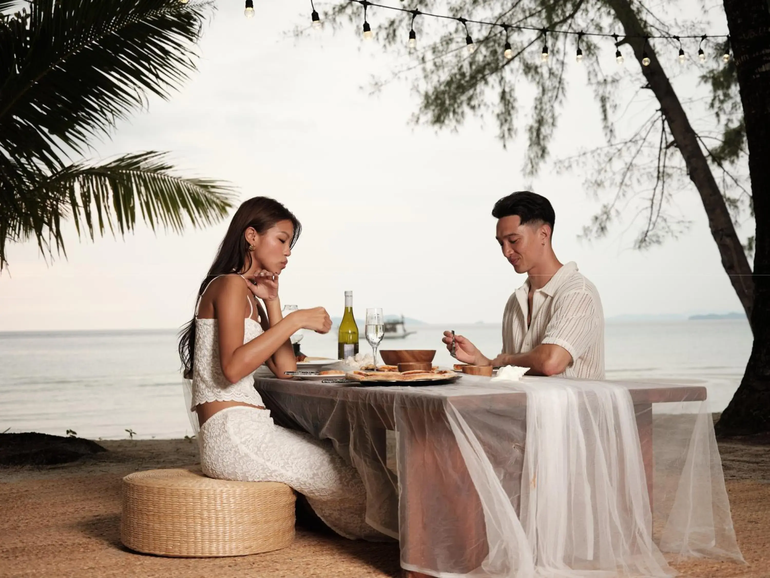 Restaurant/places to eat in The Survival by Seudam Restaurant/places to eat in The Survival by Seudam