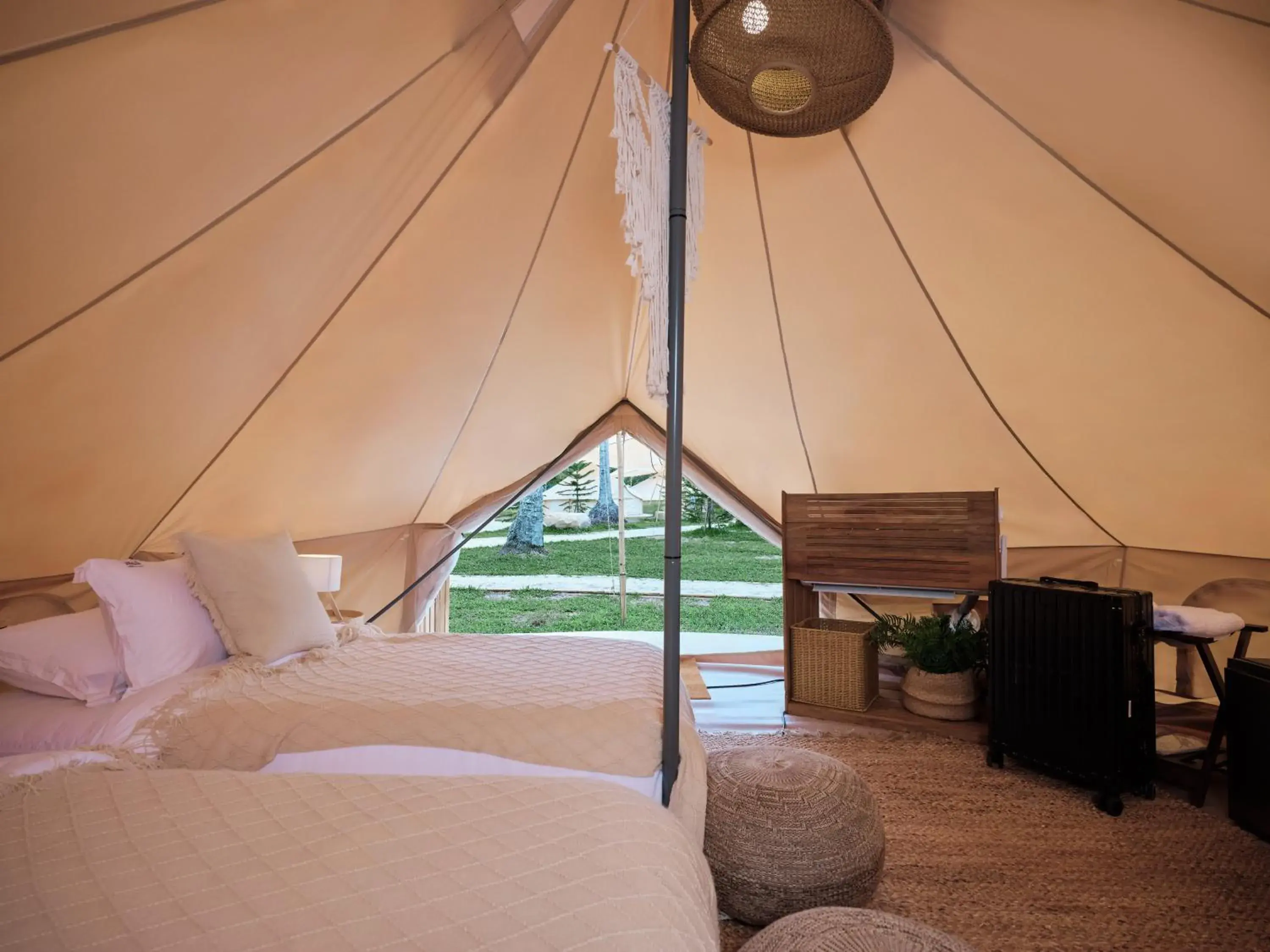 Bed in The Survival by Seudam Bed in The Survival by Seudam