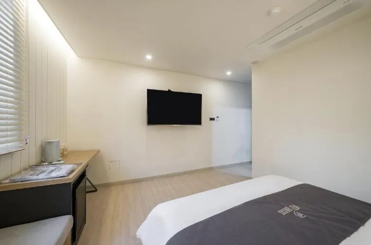 Bed in Hotel 7 Bricks Gwangju Sangmu