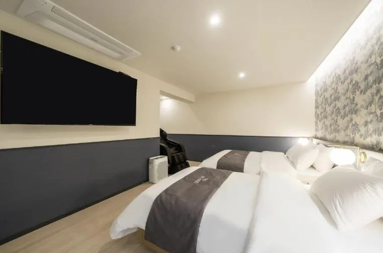 Bed in Hotel 7 Bricks Gwangju Sangmu