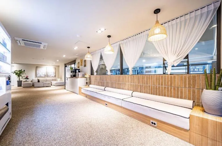 Hotel 7 Bricks Gwangju Sangmu