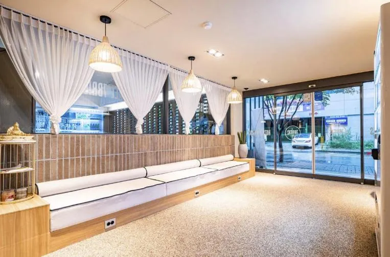 Hotel 7 Bricks Gwangju Sangmu