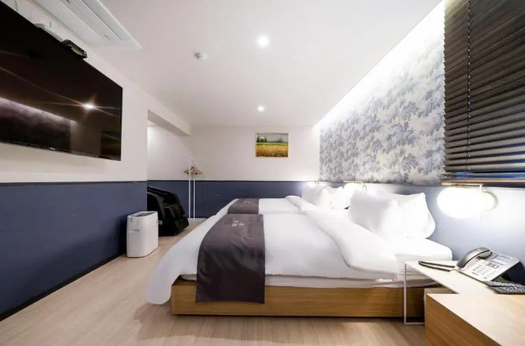 Bed in Hotel 7 Bricks Gwangju Sangmu