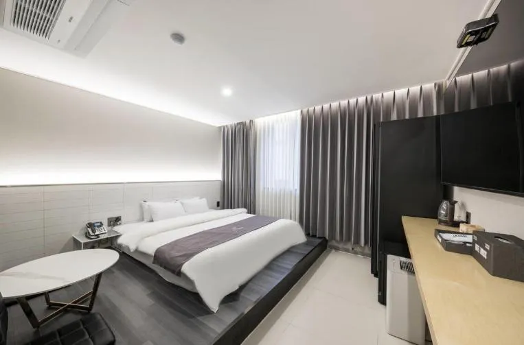 Bed in Hotel 7 Bricks Gwangju Sangmu