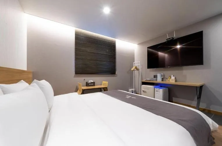 Bed in Hotel 7 Bricks Gwangju Sangmu