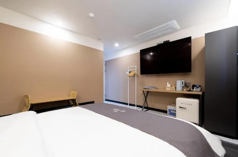 Bed in Hotel 7 Bricks Gwangju Sangmu