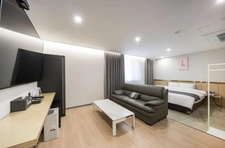 Bed in Hotel 7 Bricks Gwangju Sangmu