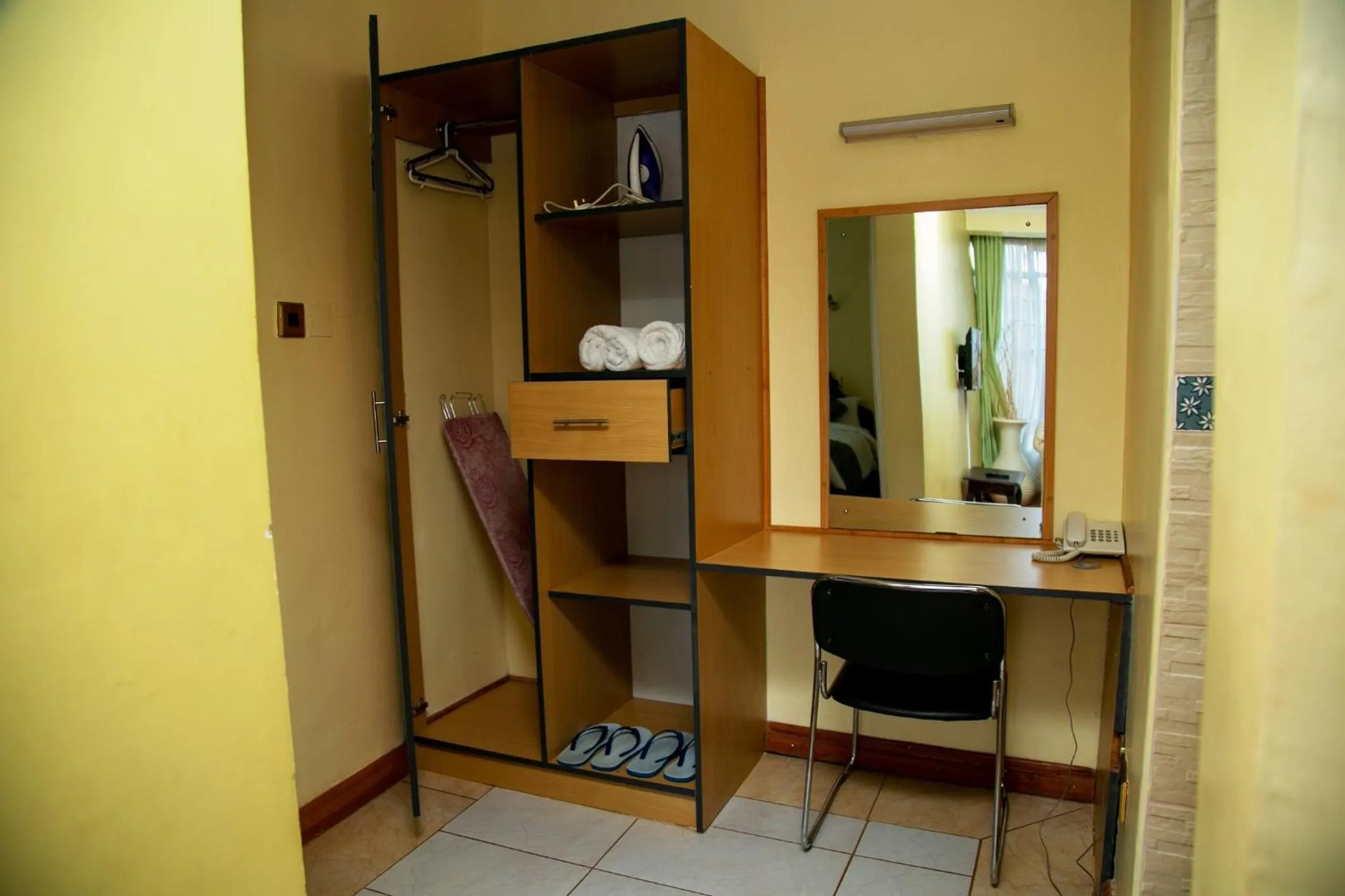 laundry in Davis Court