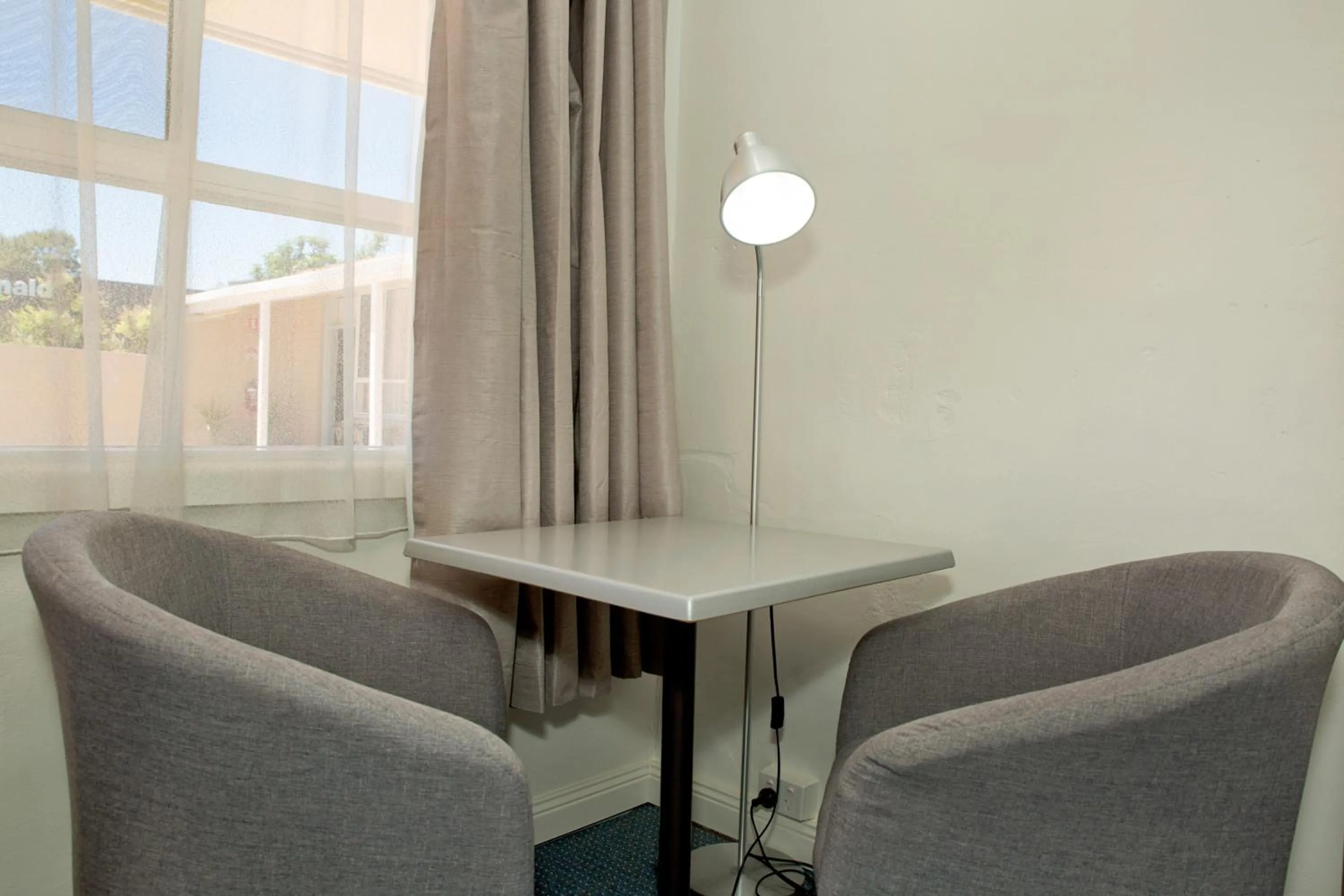 Seating area in Motel Yarrawonga