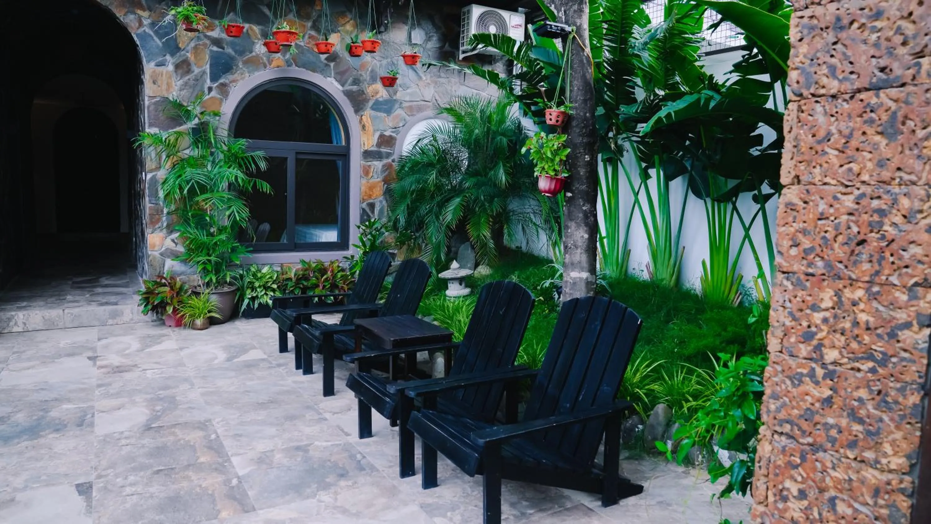 Patio in Serena Tam Coc Hotel & Villa