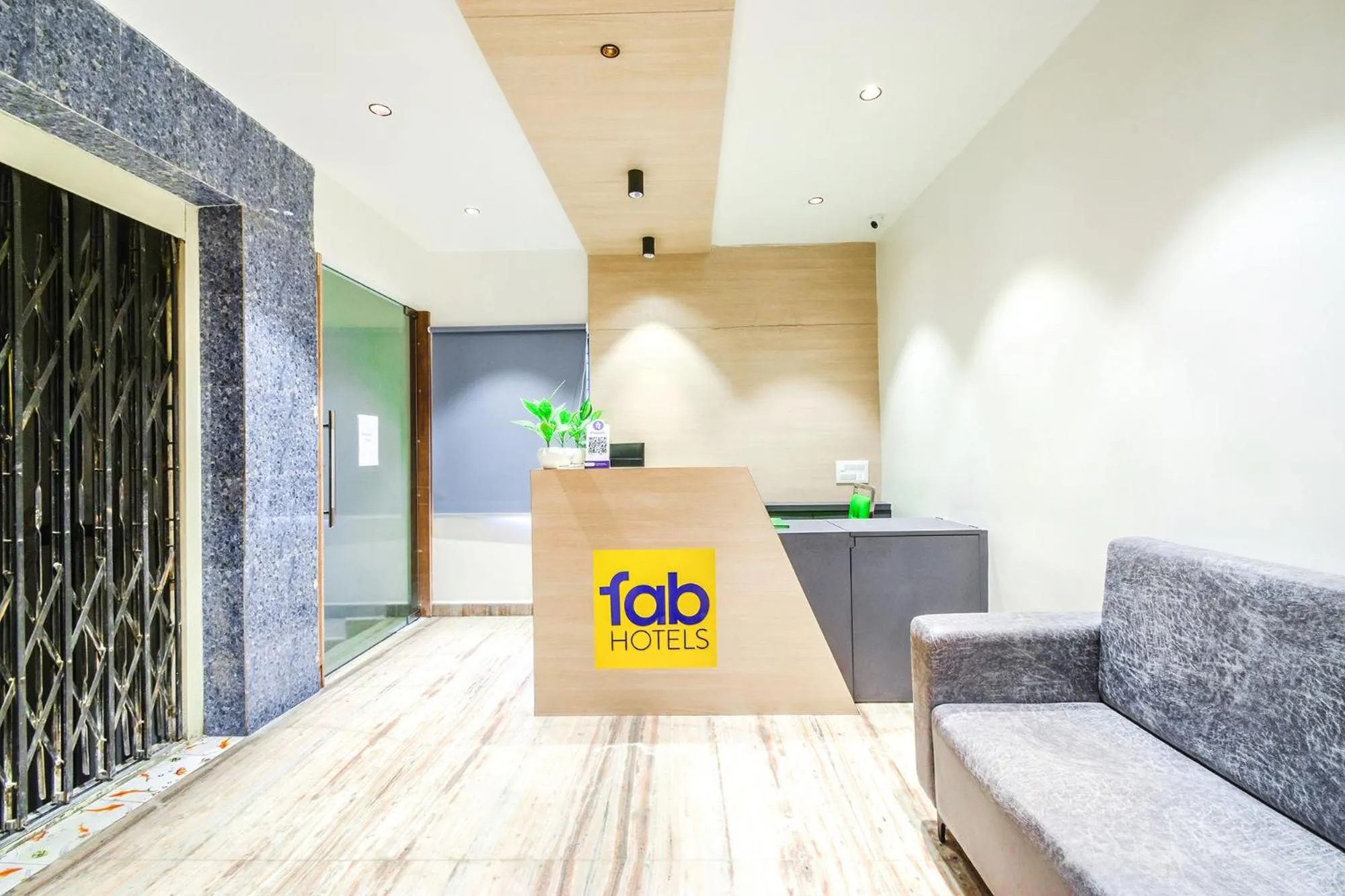 Lobby or reception in FabHotel Prime Adhirath Grand-Nr Madhapur-Hitech CIty