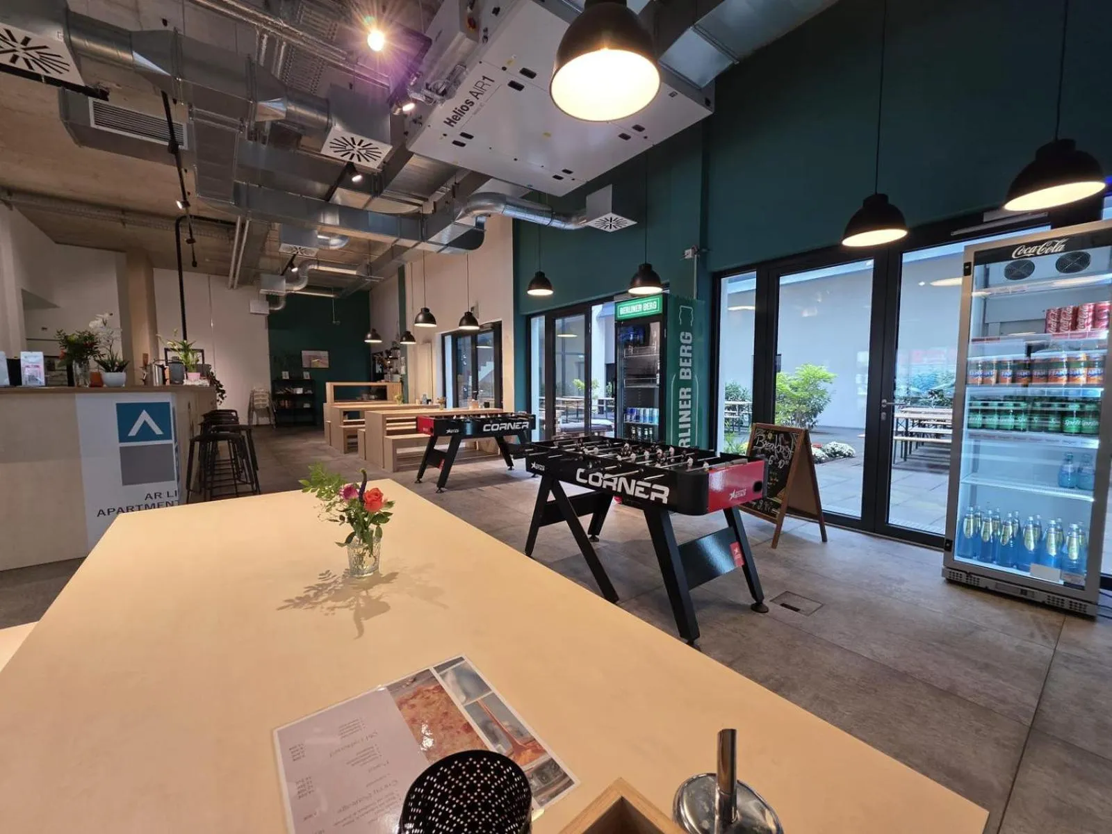 Restaurant/places to eat in AR City Hotel Berlin