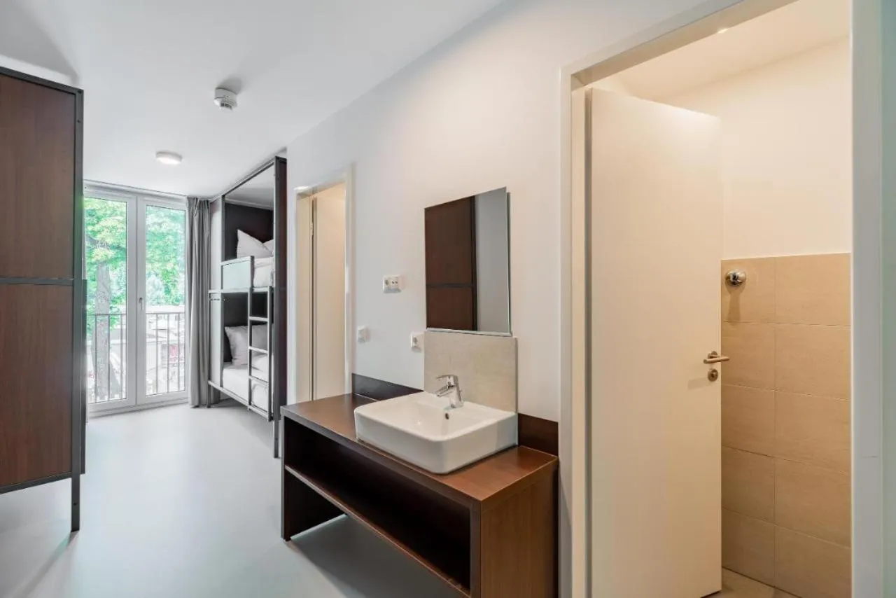 Photo of the whole room, Bed in AR City Hotel Berlin