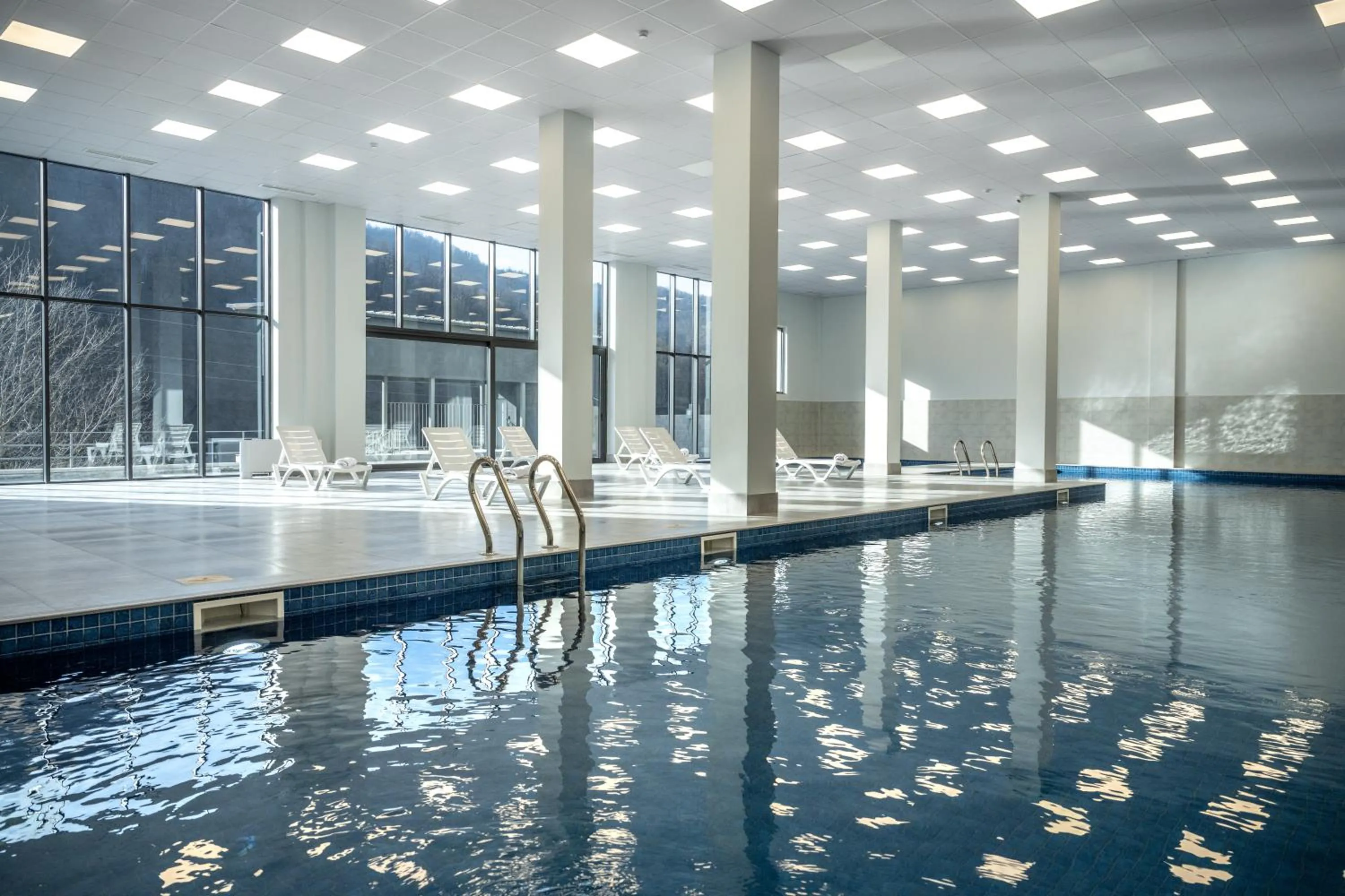 Swimming pool in Ani Forest Hills Hotel and Resort, Dilijan